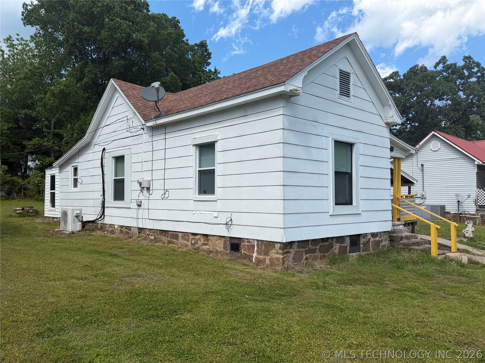 403 E Blair Wilburton OK 74578