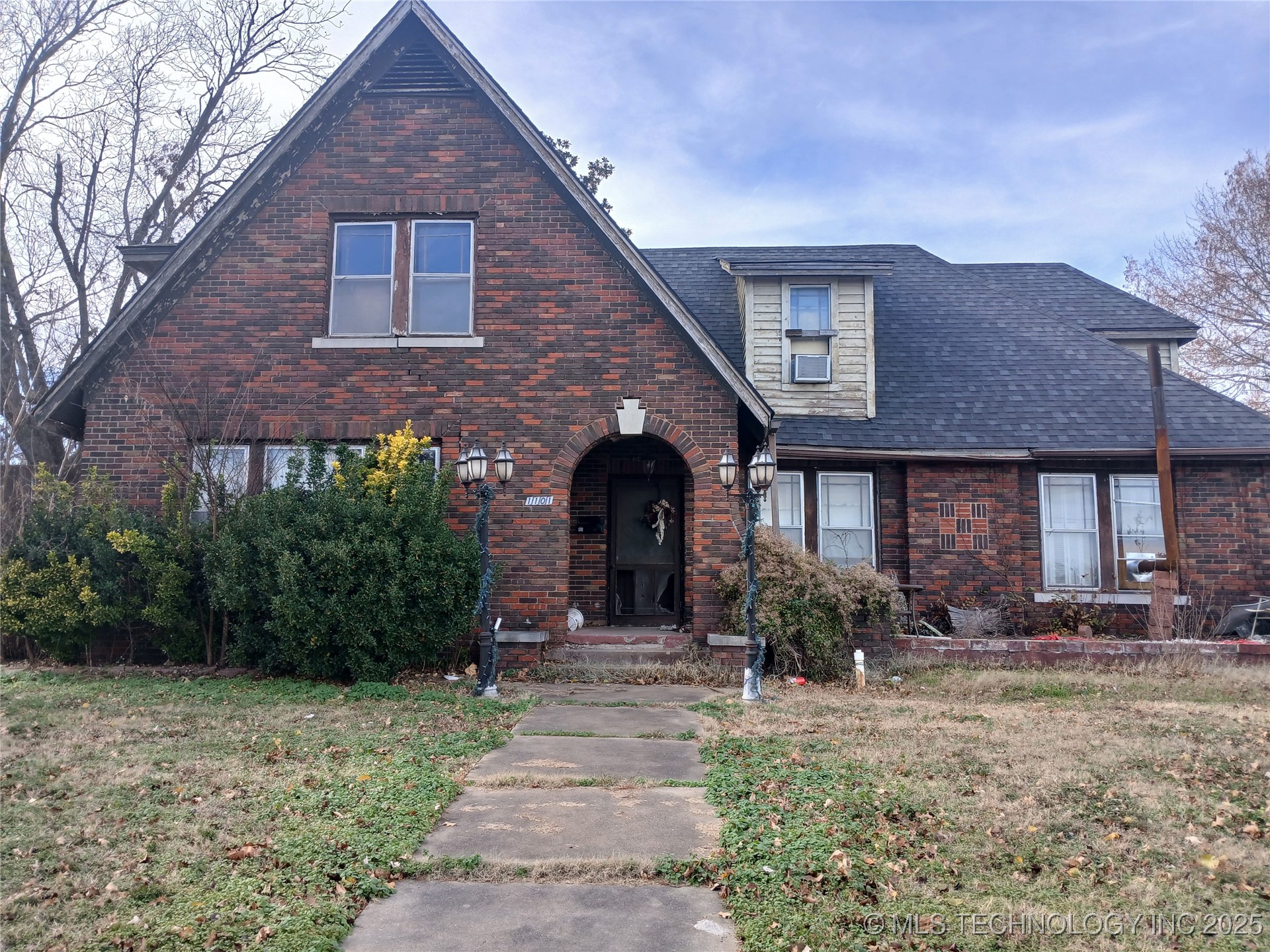 1101 S Mekusukey Avenue Wewoka OK 74884