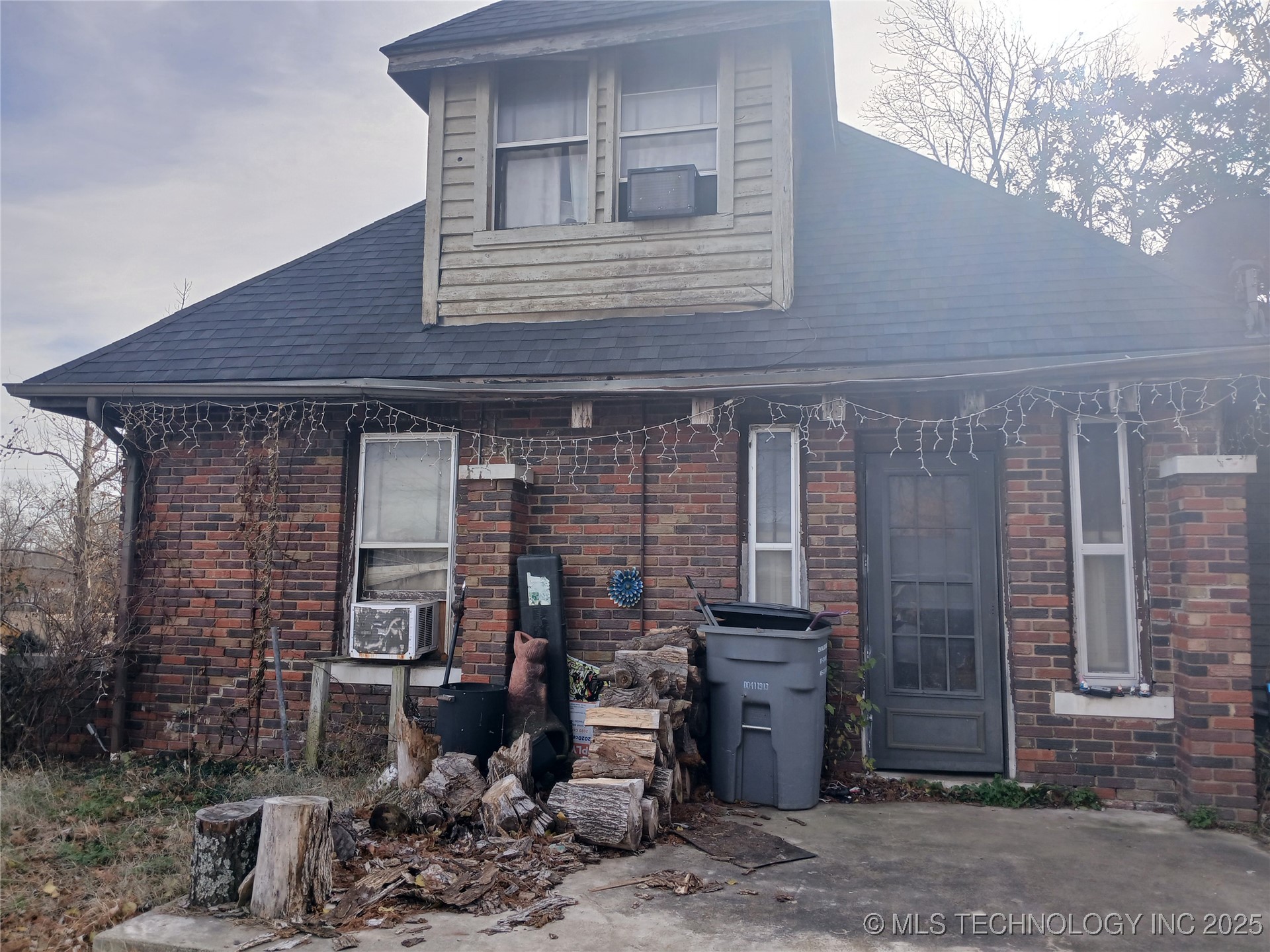 1101 S Mekusukey Avenue Wewoka OK 74884