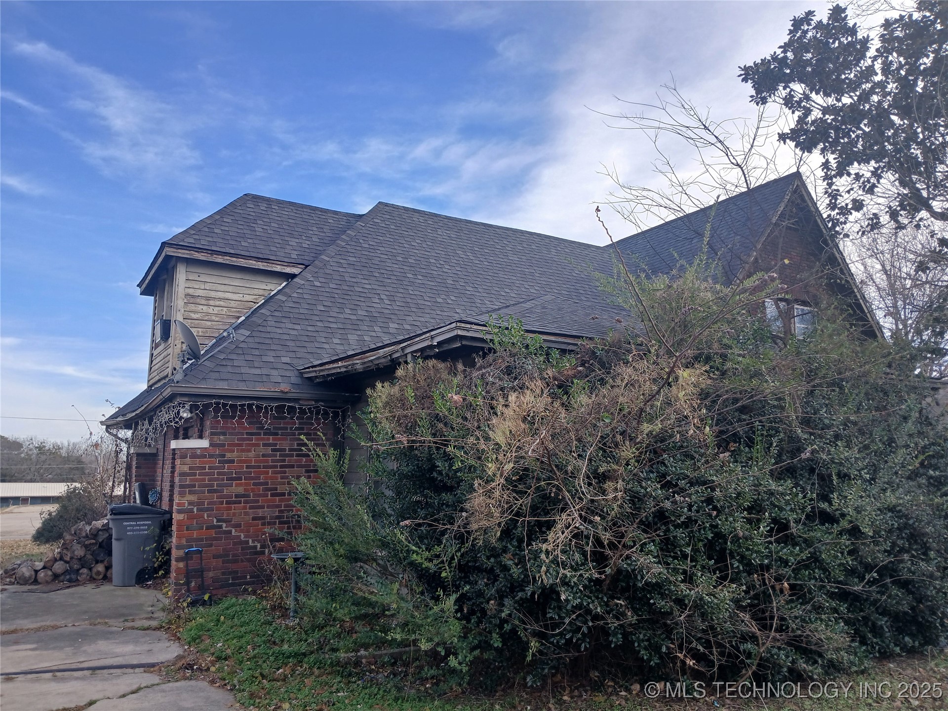 1101 S Mekusukey Avenue Wewoka OK 74884