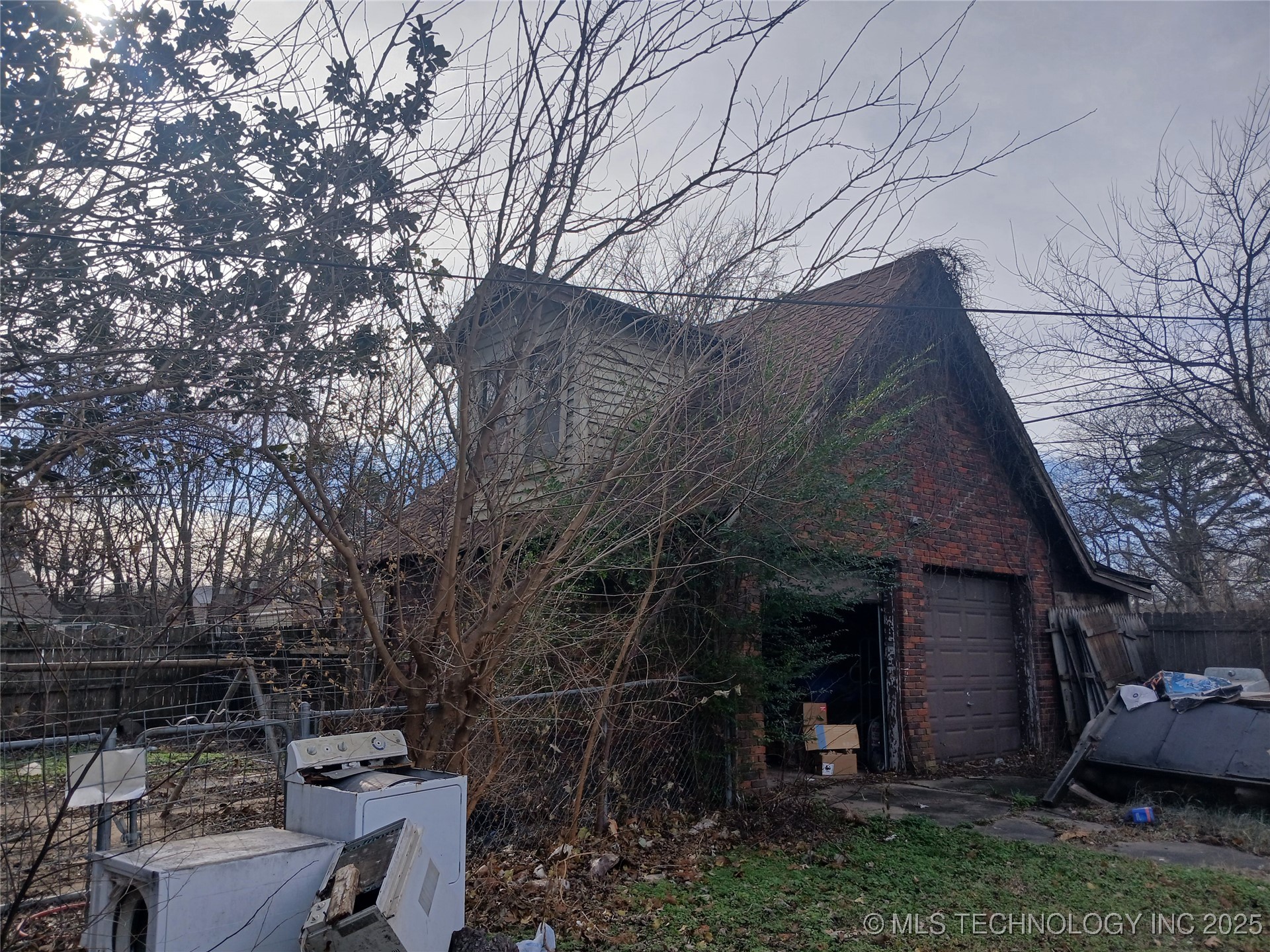1101 S Mekusukey Avenue Wewoka OK 74884