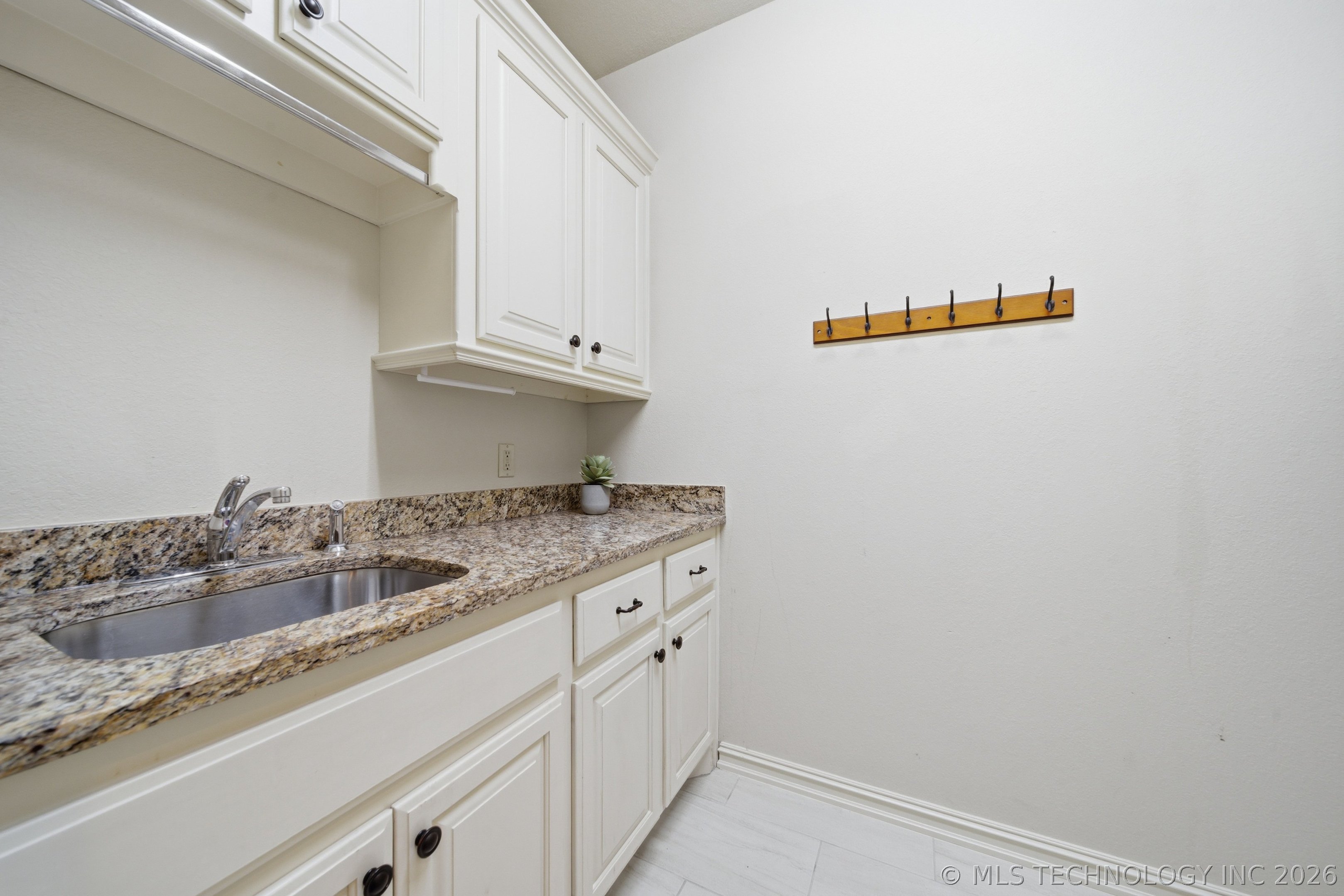 11015 S 77th Eastavenue Tulsa OK 74133