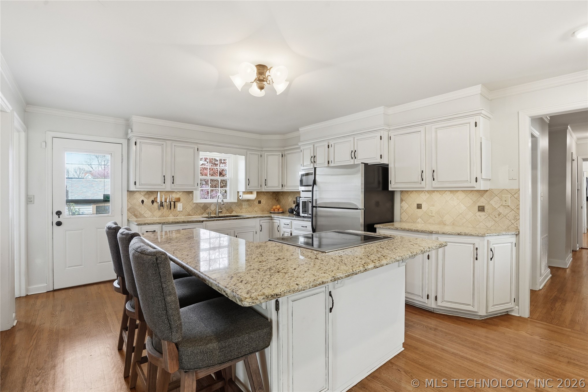 2471 E 22nd Place Tulsa OK 74114