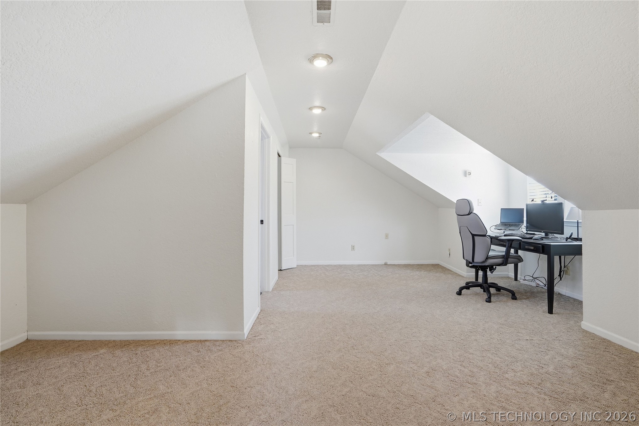 2471 E 22nd Place Tulsa OK 74114