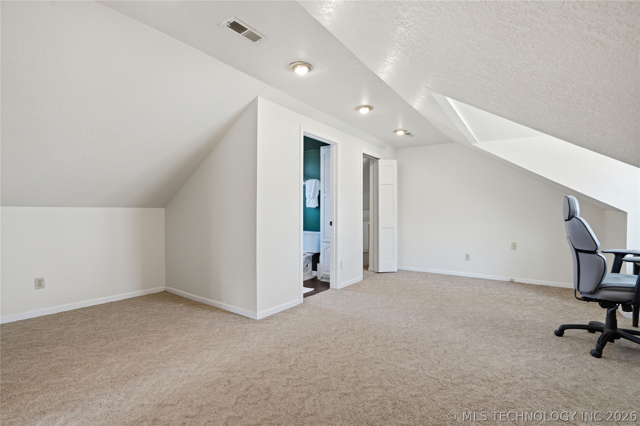 2471 E 22nd Place Tulsa OK 74114