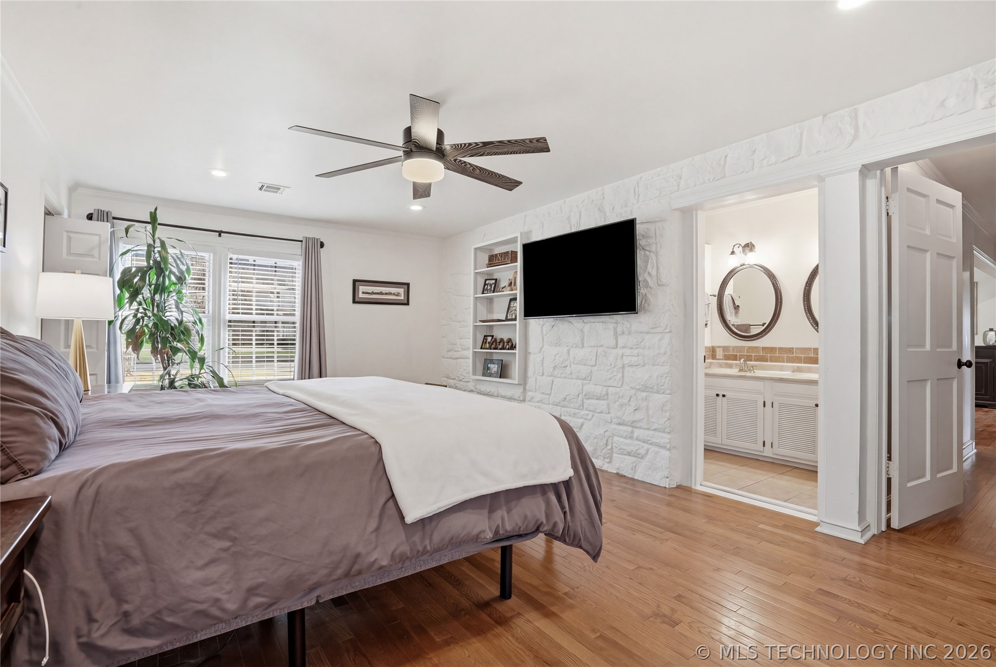 2471 E 22nd Place Tulsa OK 74114
