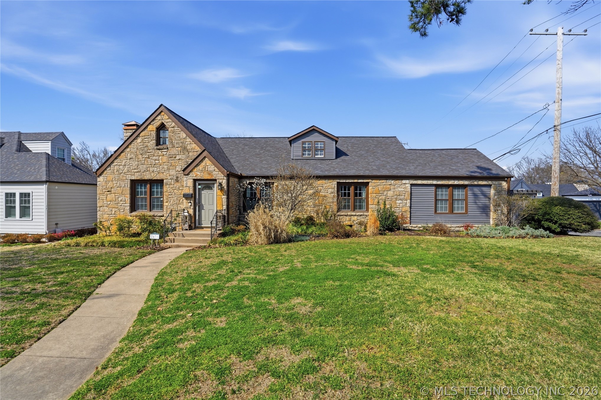 2471 E 22nd Place Tulsa OK 74114