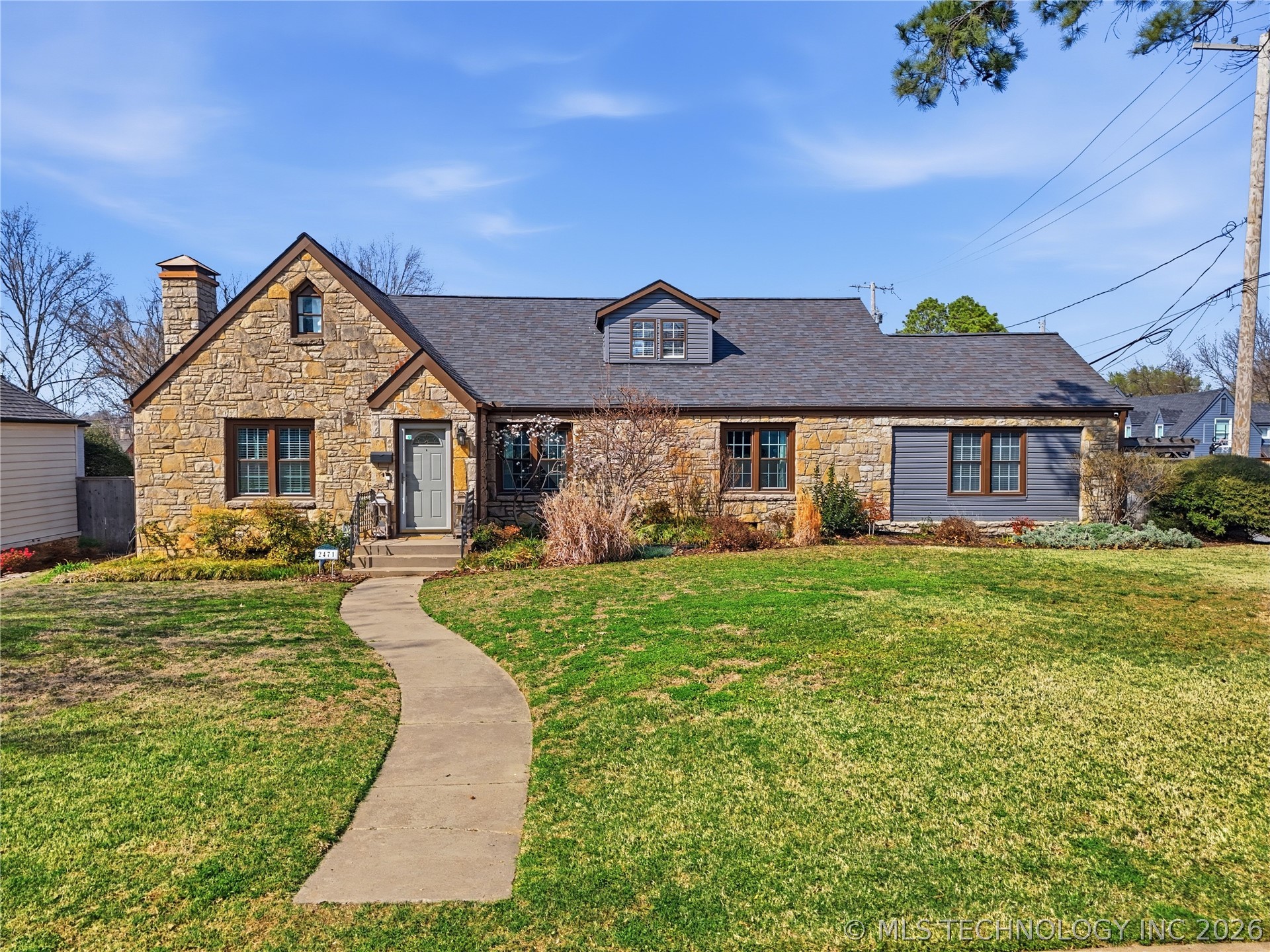 2471 E 22nd Place Tulsa OK 74114