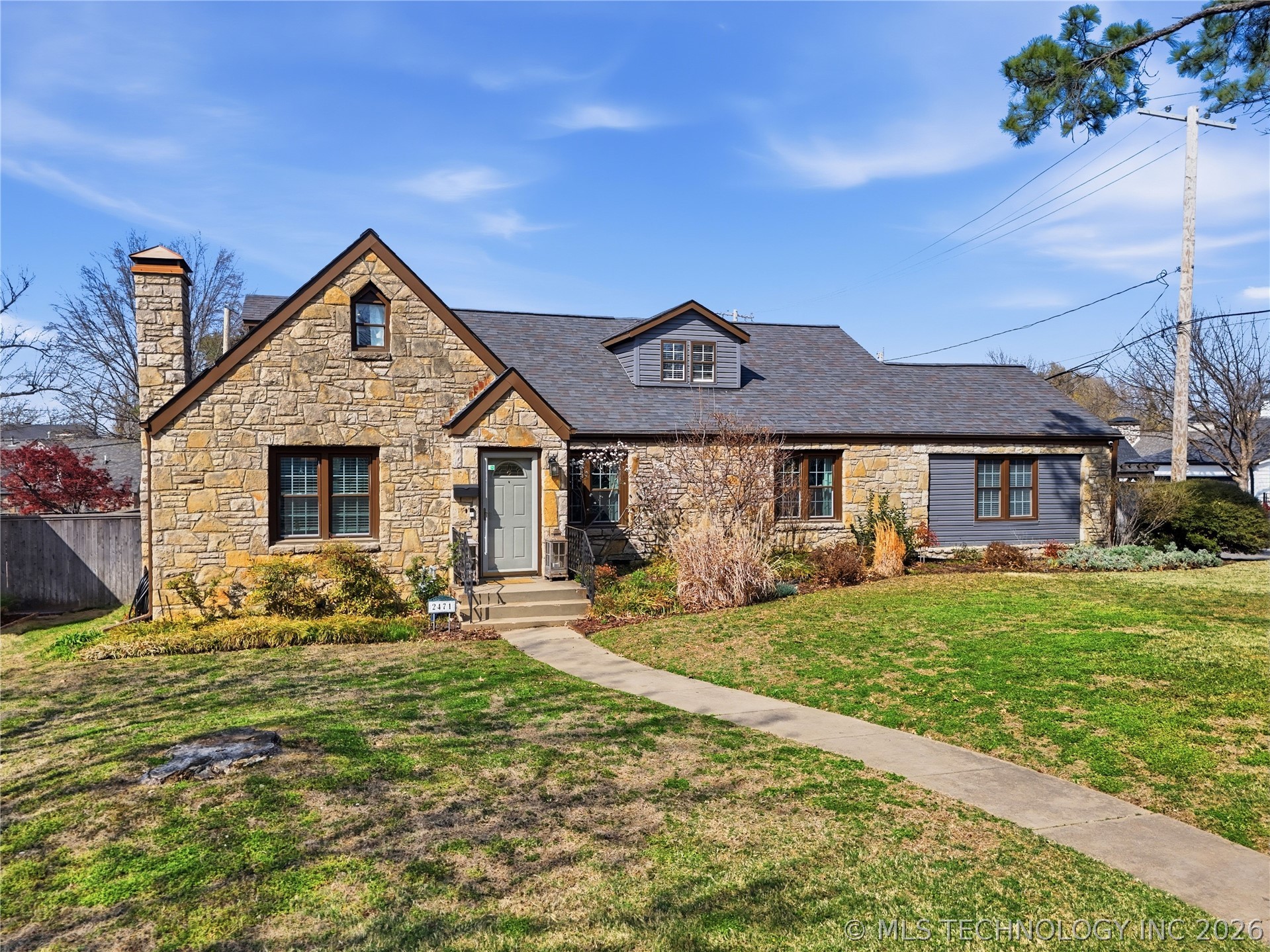 2471 E 22nd Place Tulsa OK 74114