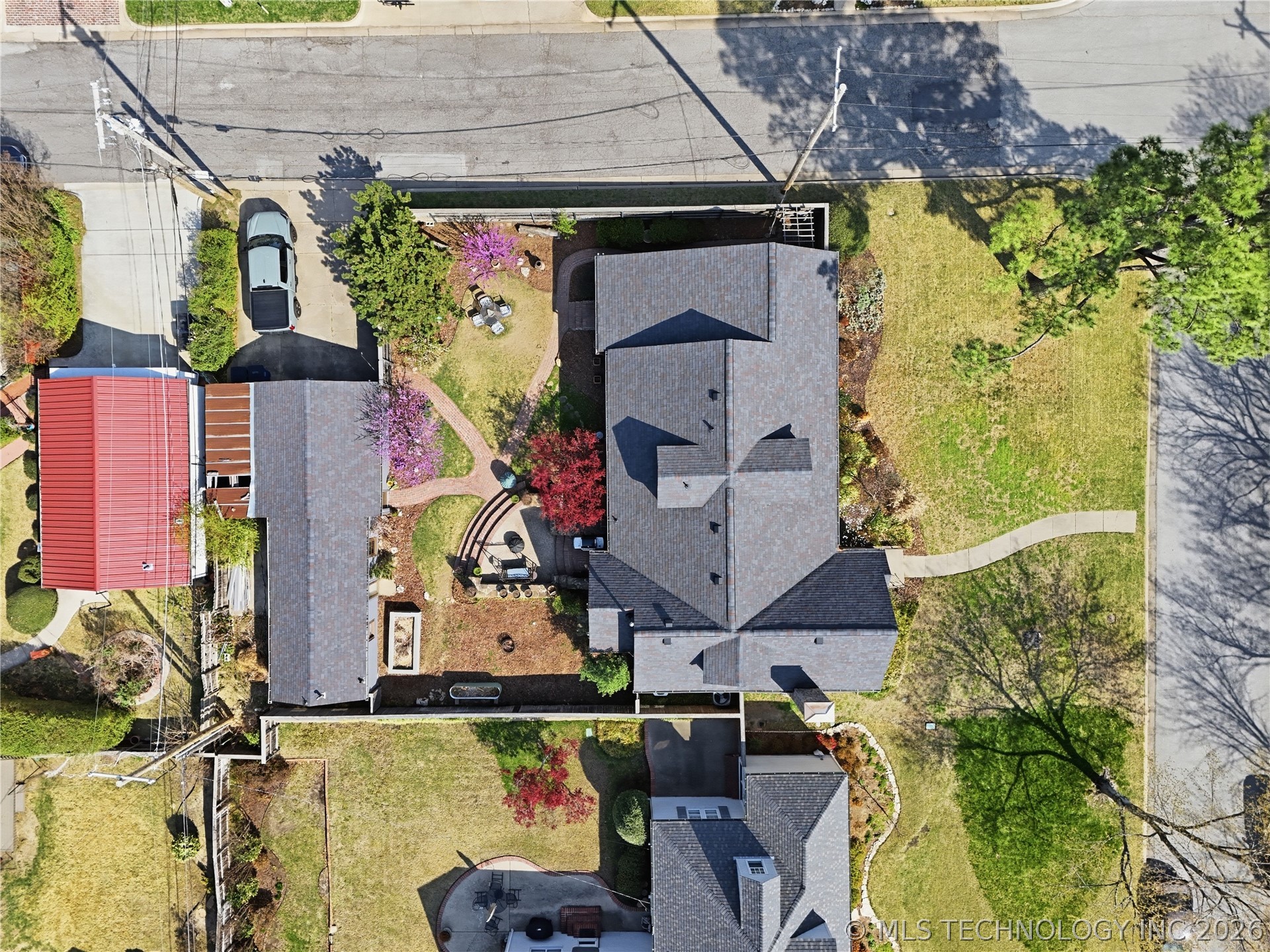 2471 E 22nd Place Tulsa OK 74114
