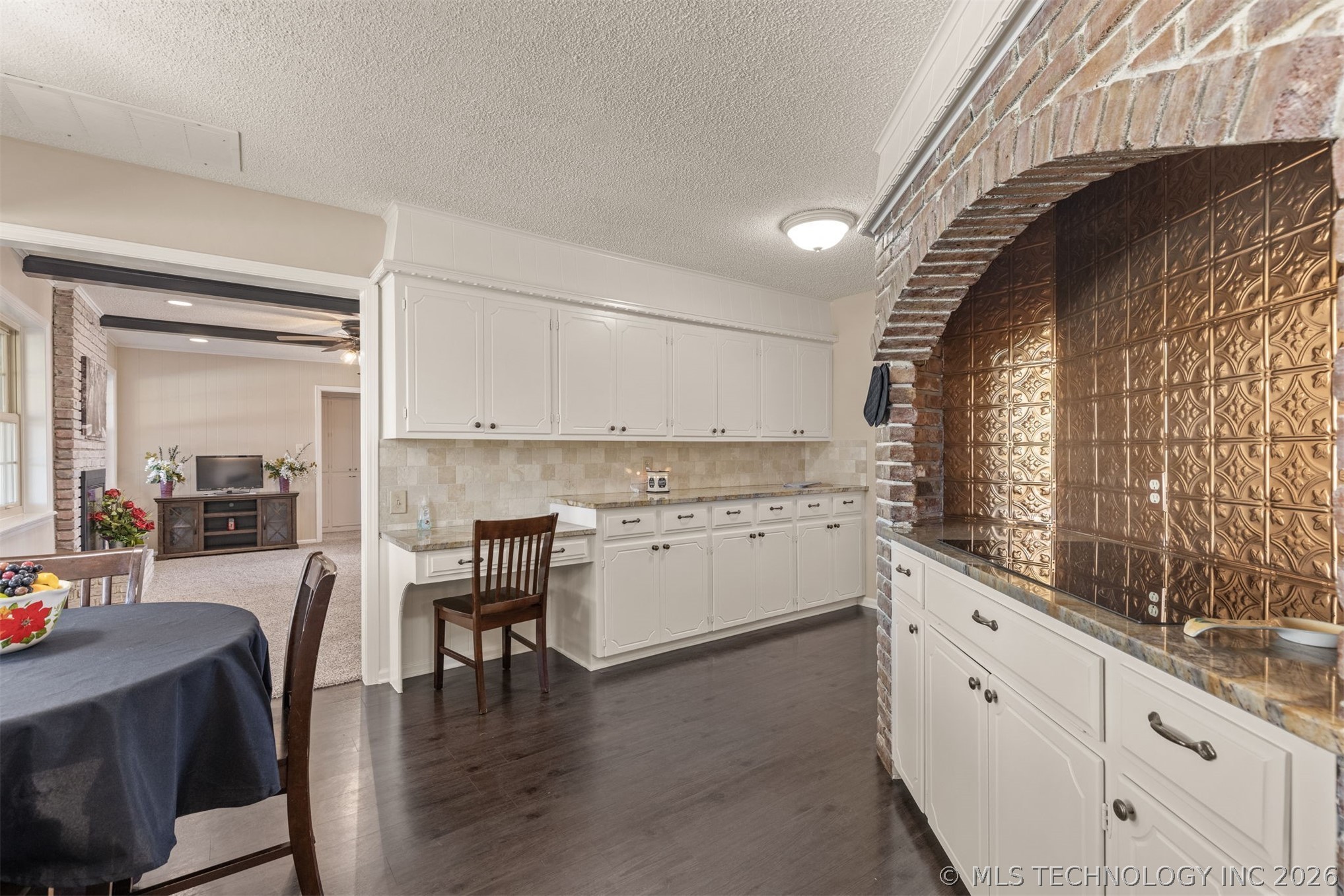 7203 E 67th Street Tulsa OK 74133