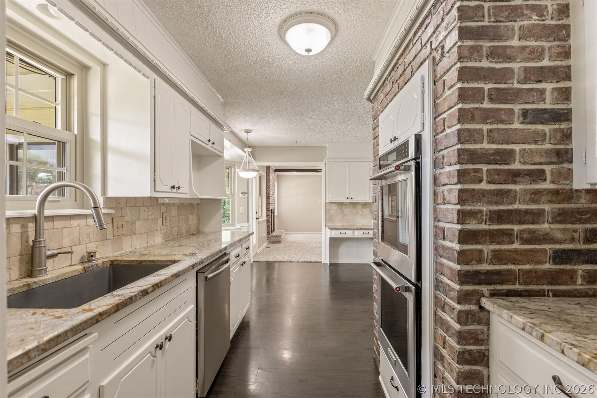 7203 E 67th Street Tulsa OK 74133