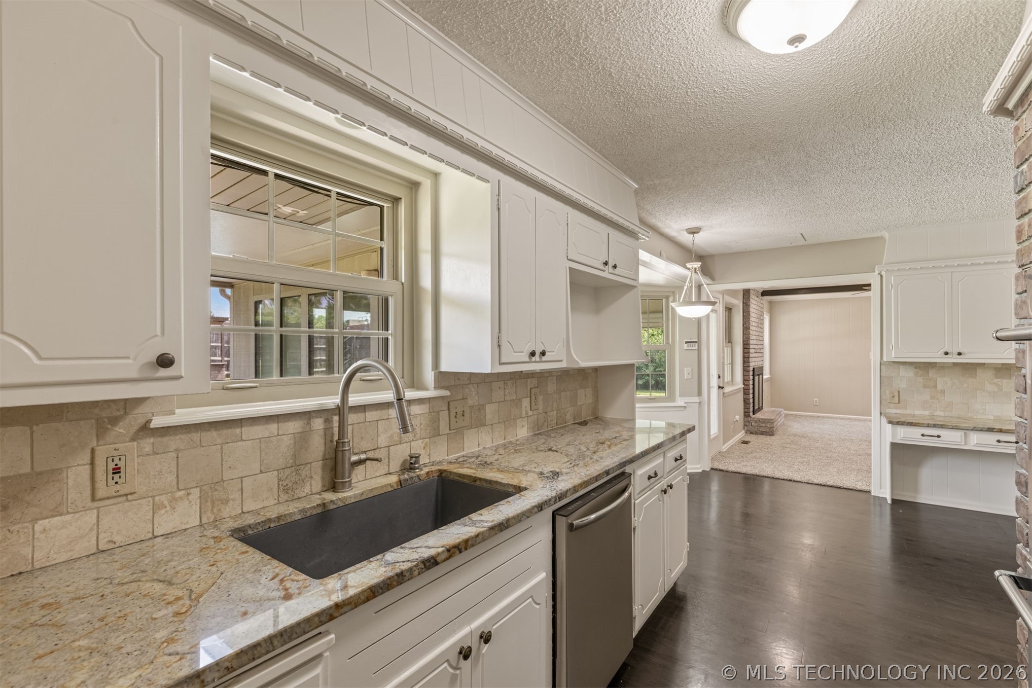 7203 E 67th Street Tulsa OK 74133