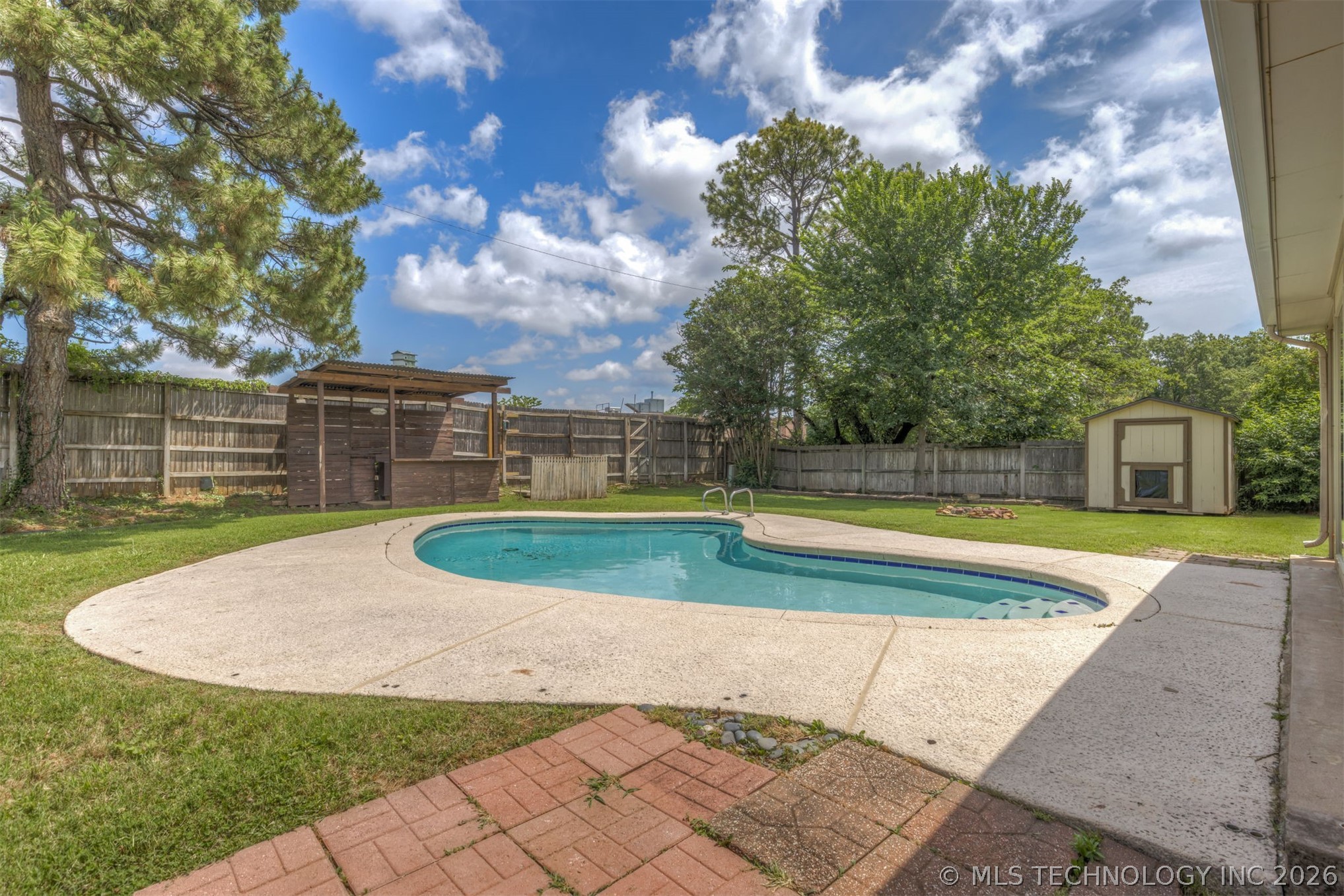 7203 E 67th Street Tulsa OK 74133