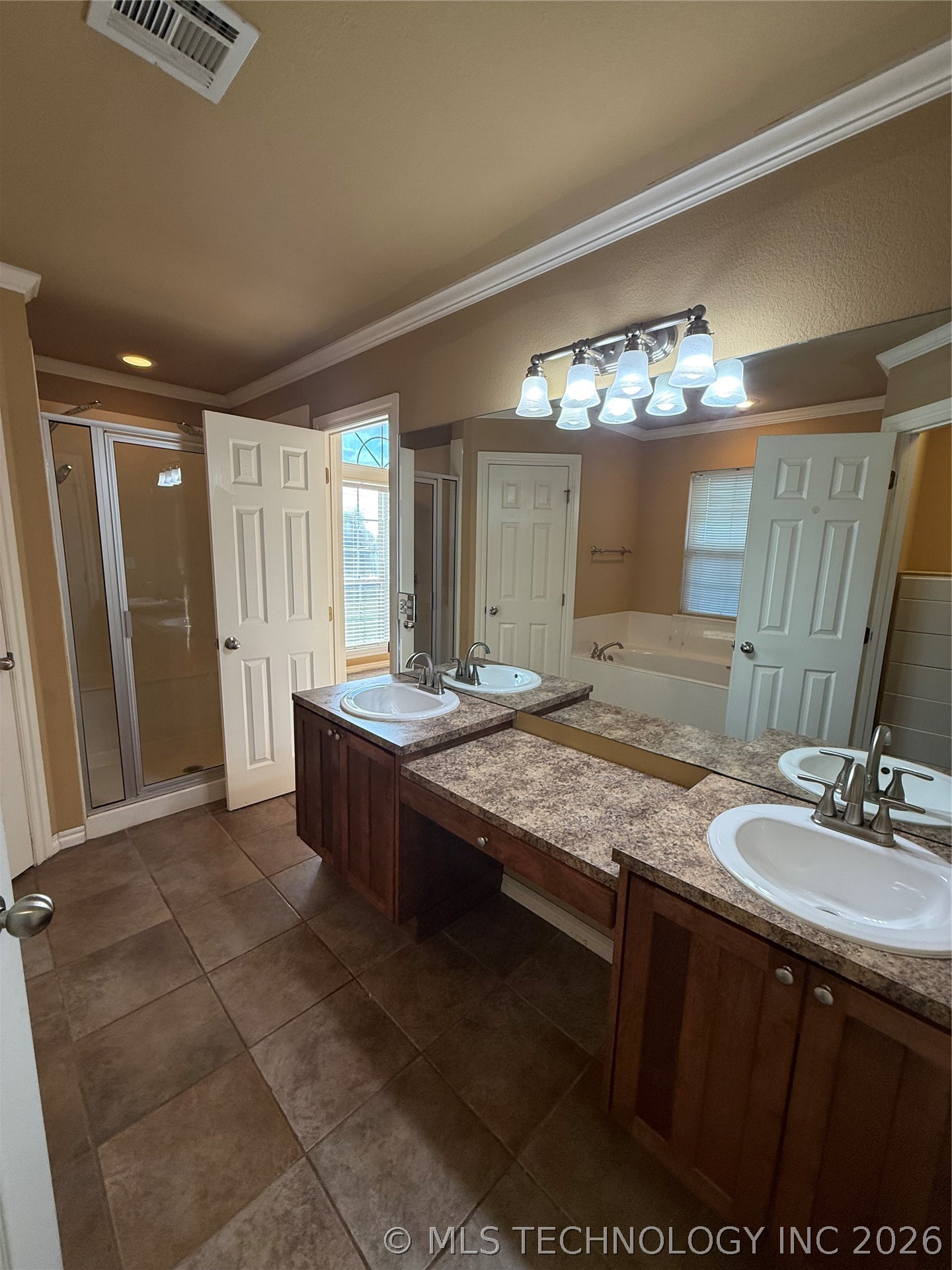 5202 Redbud Drive Sand Springs OK 74063