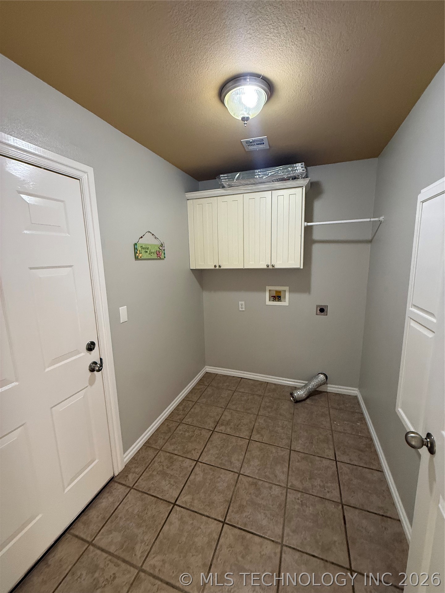 5202 Redbud Drive Sand Springs OK 74063