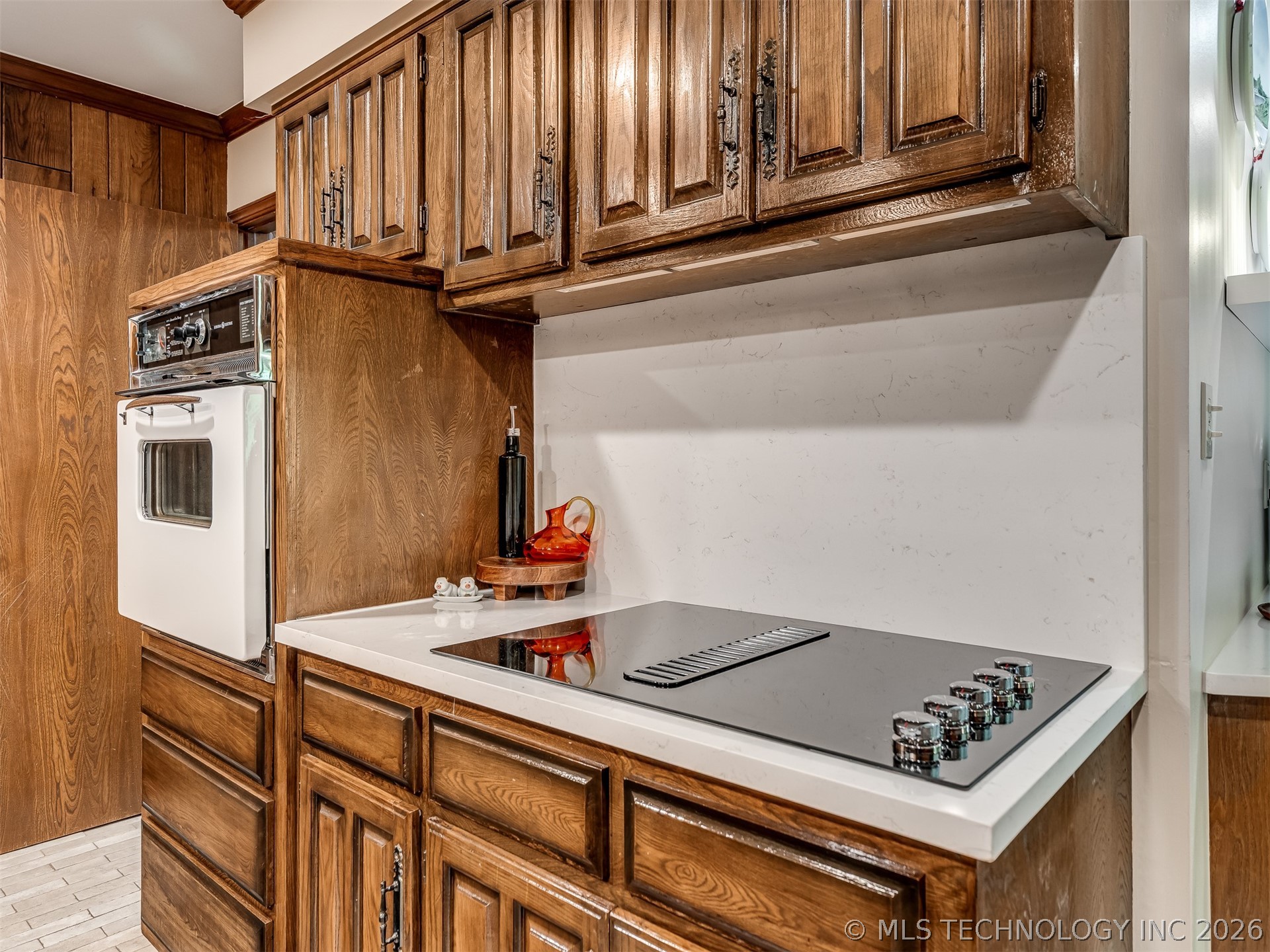 6652 S Jamestown Place E Tulsa OK 74136