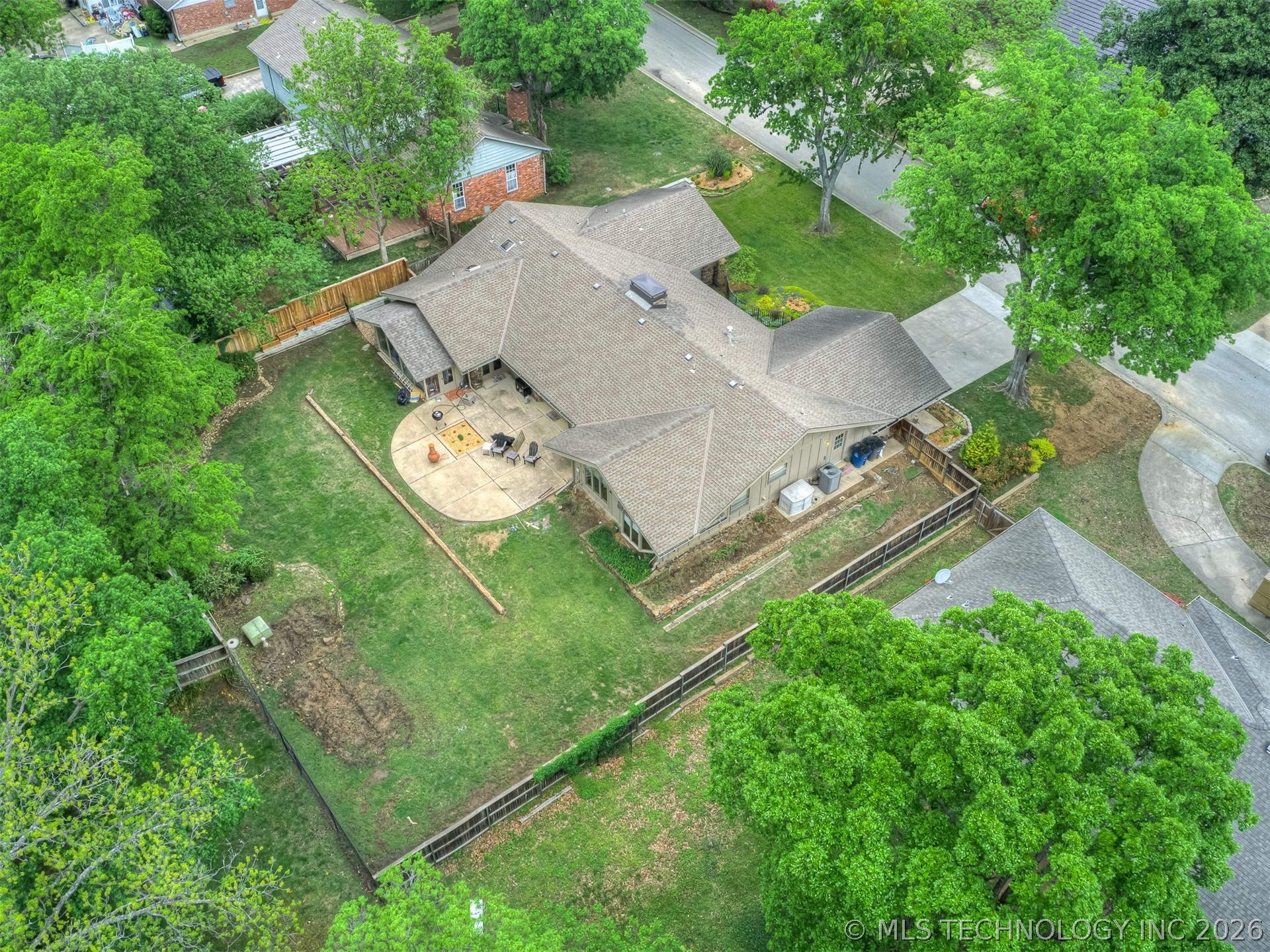 6652 S Jamestown Place E Tulsa OK 74136