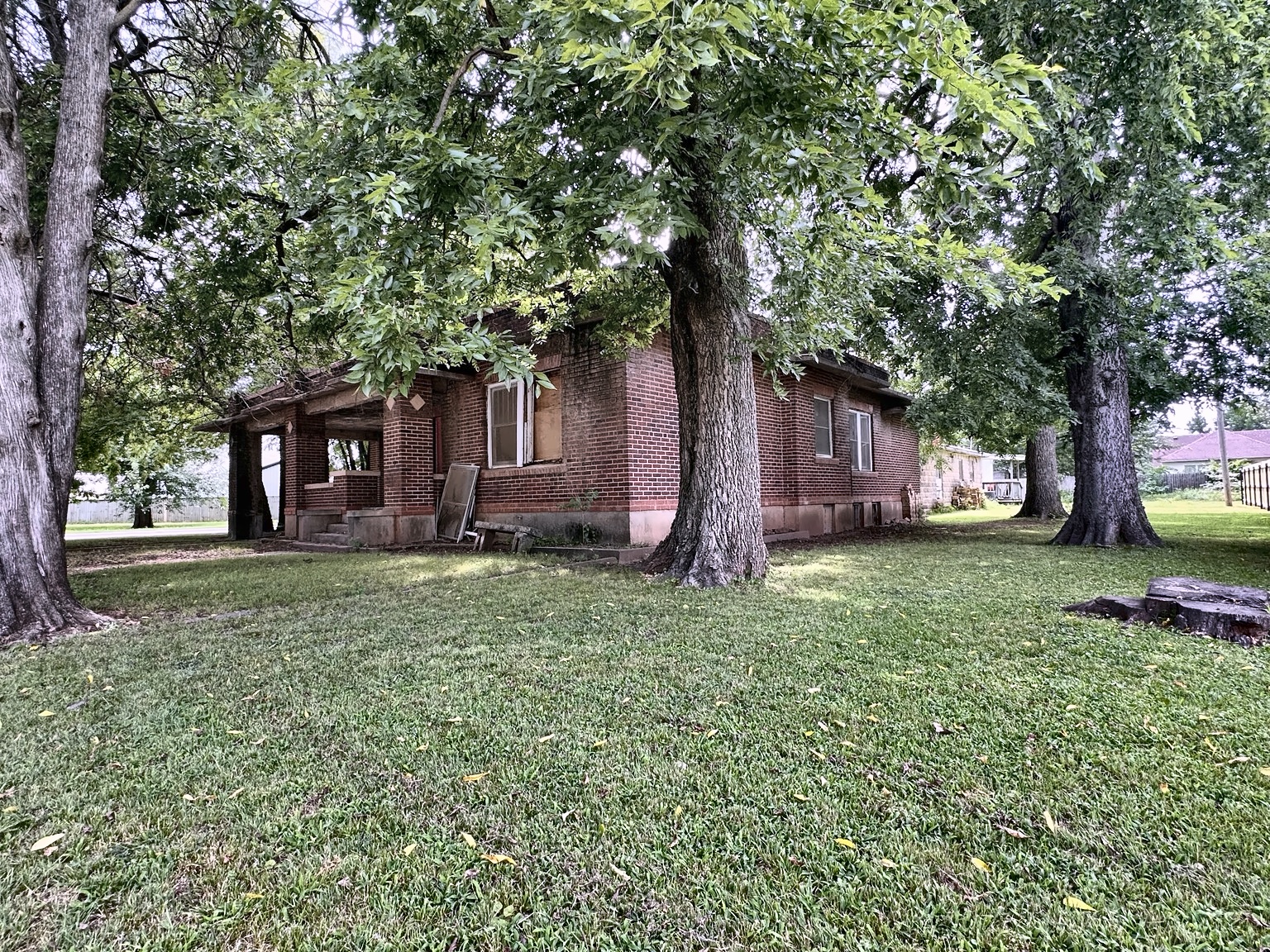 101 N Chestnut Pauls Valley OK 73075