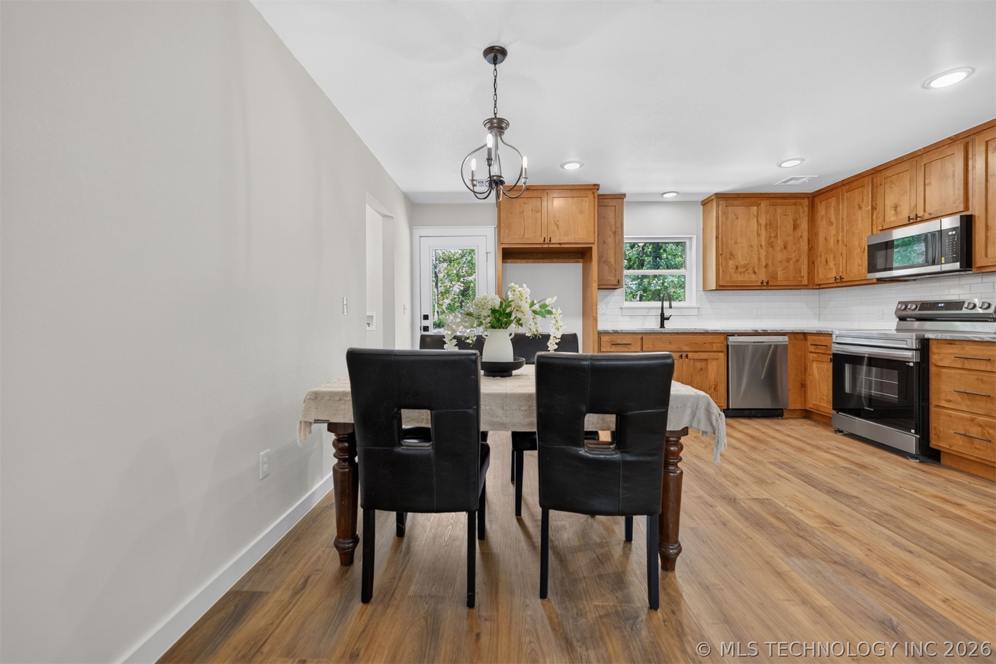 17413 E 380 Road Claremore OK 74017
