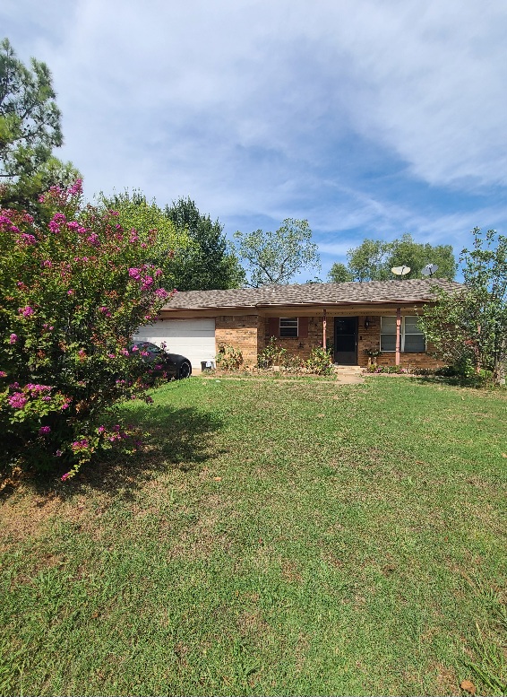 319 Donna Street Sapulpa OK 74066