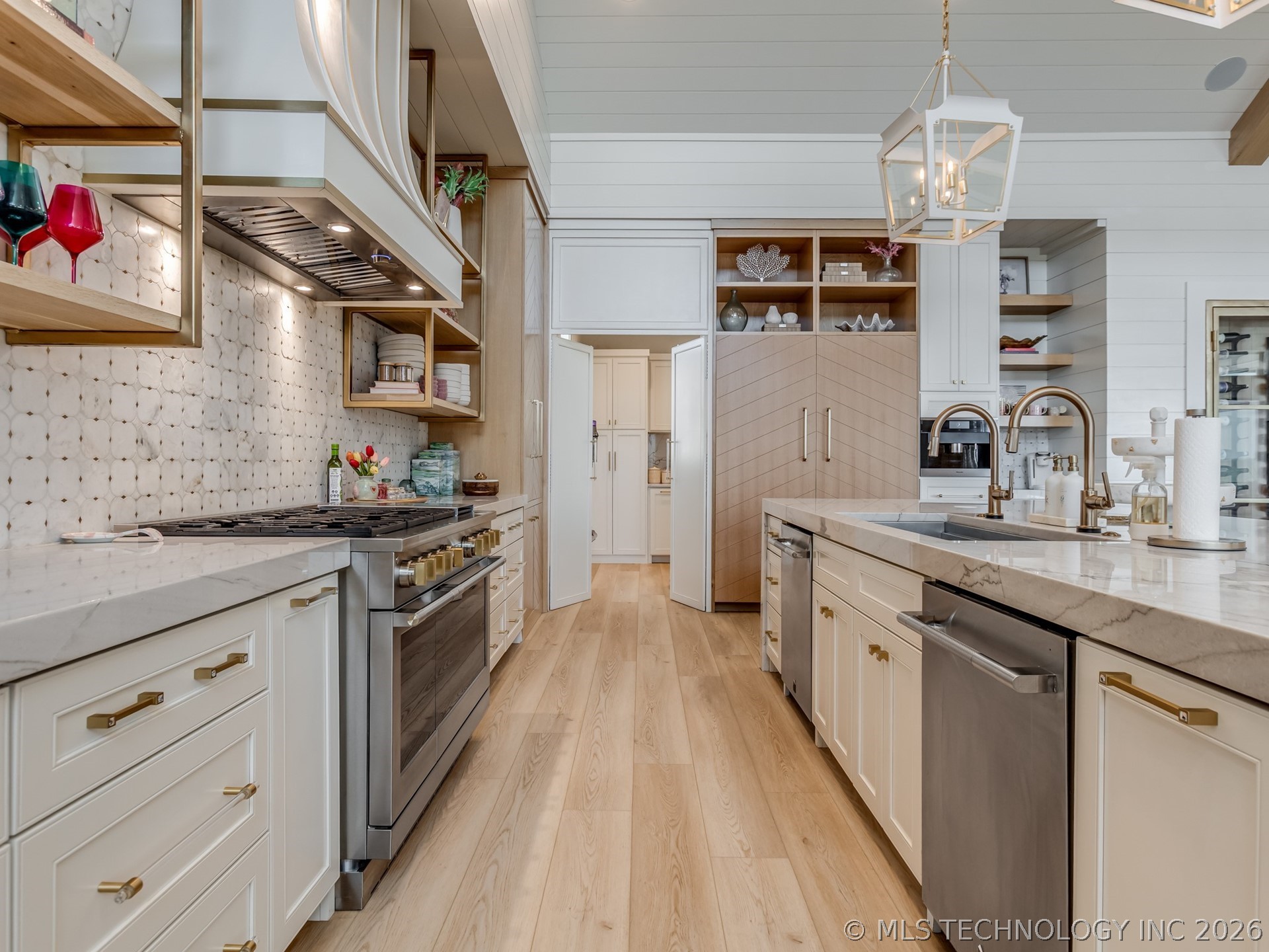 120 Lower Green Way Carlton Landing OK 74432