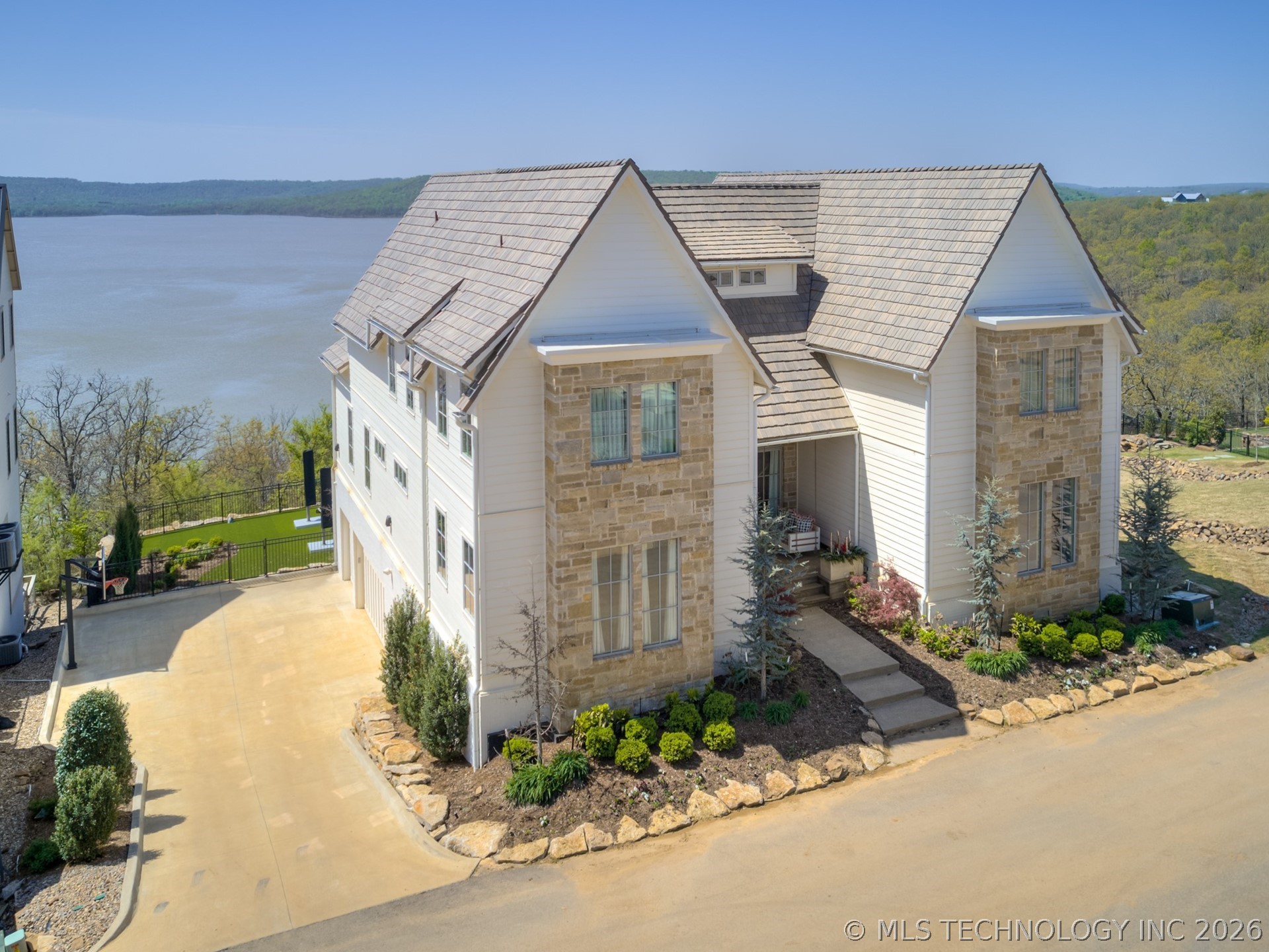 120 Lower Green Way Carlton Landing OK 74432