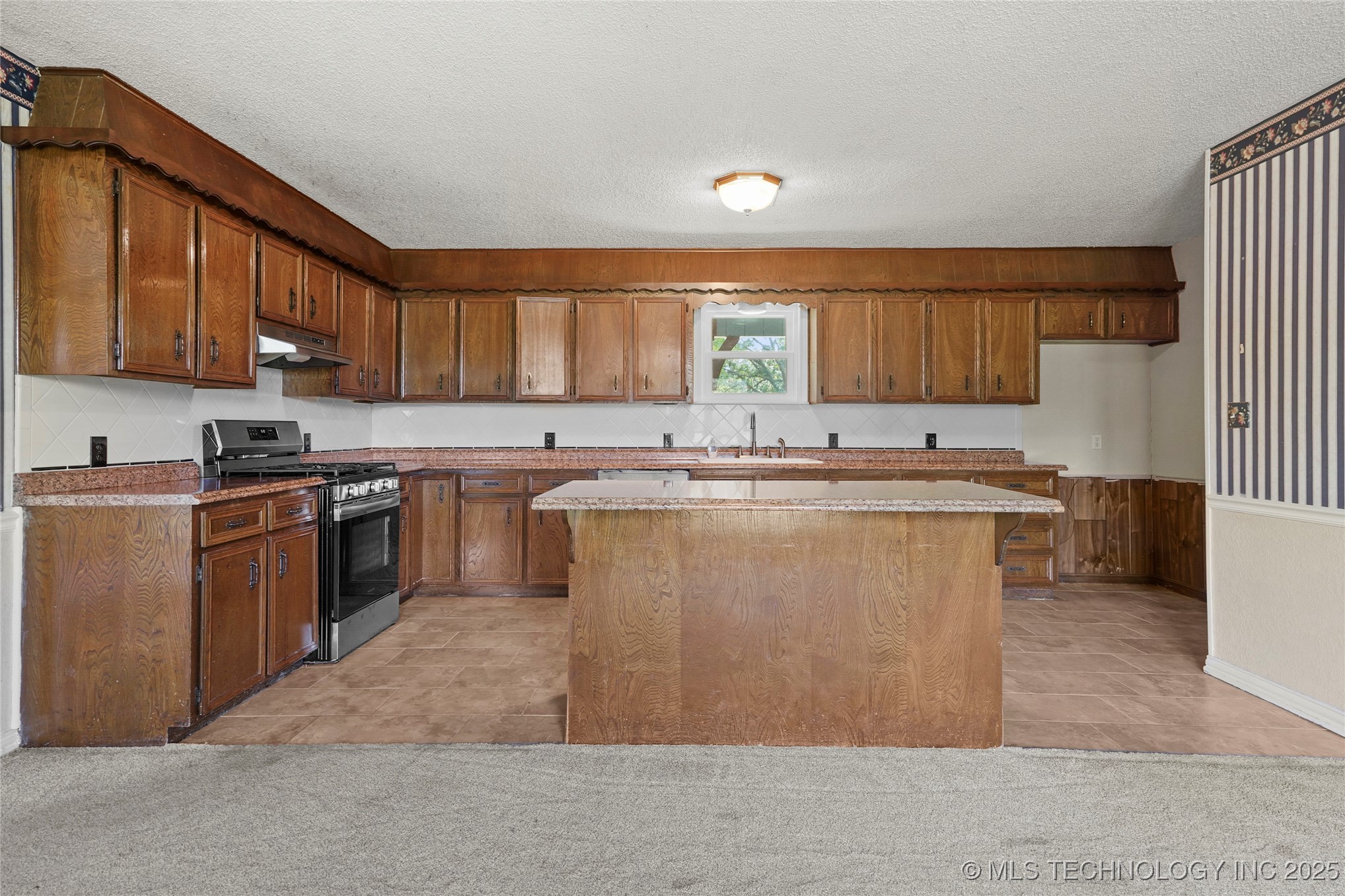 27208 E 41st Street S Broken Arrow OK 74014