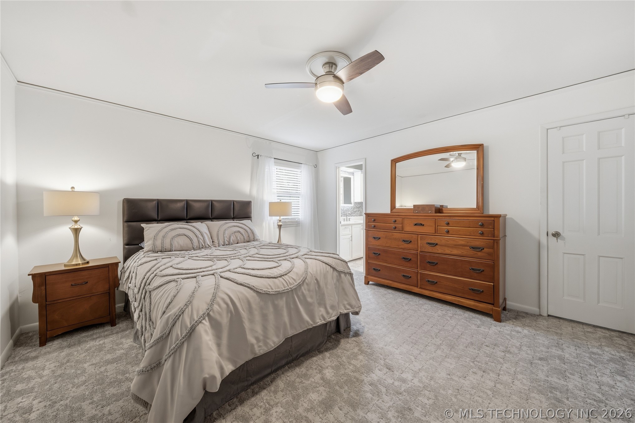 6121 E 52nd Place Tulsa OK 74135