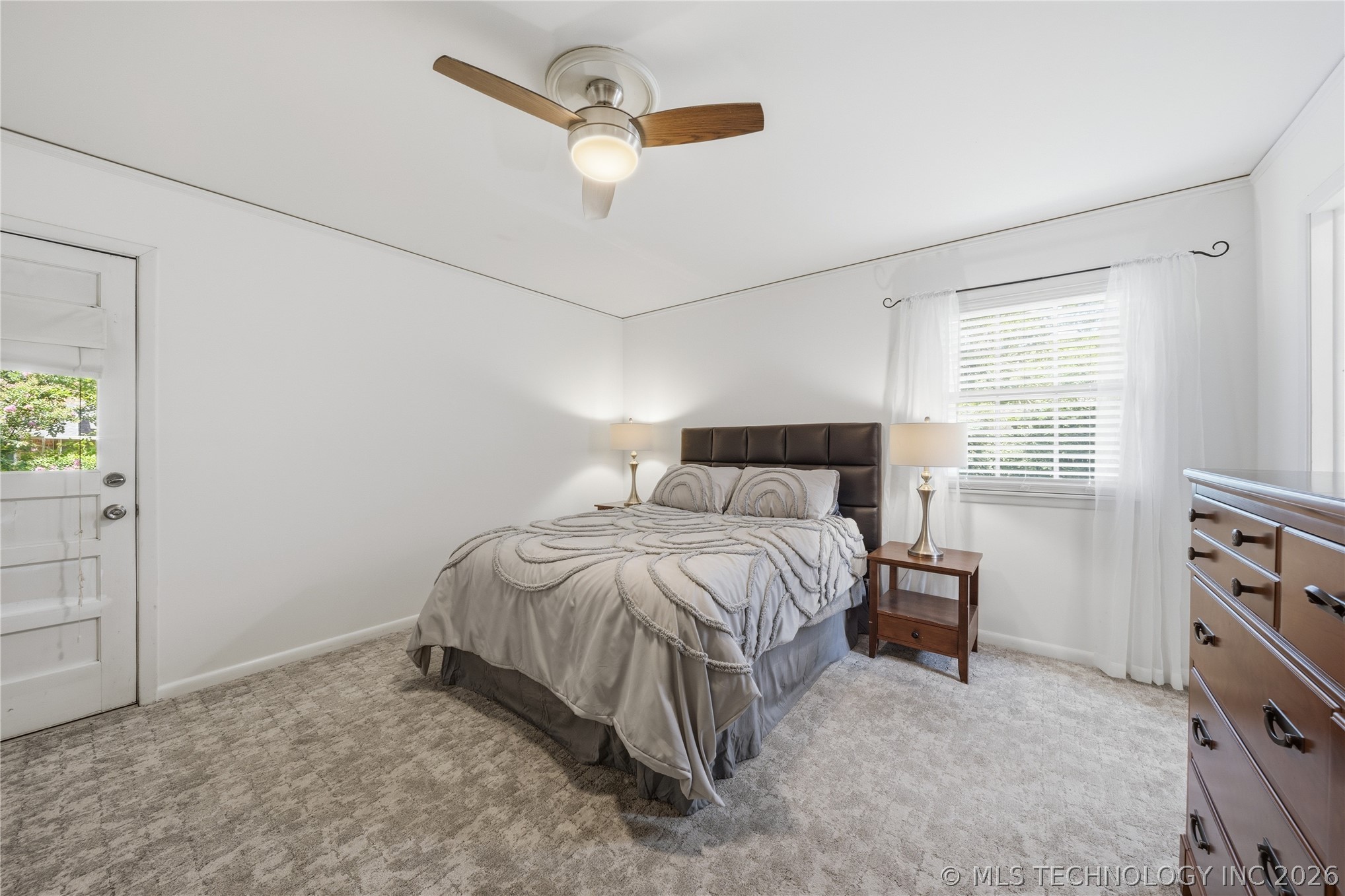 6121 E 52nd Place Tulsa OK 74135