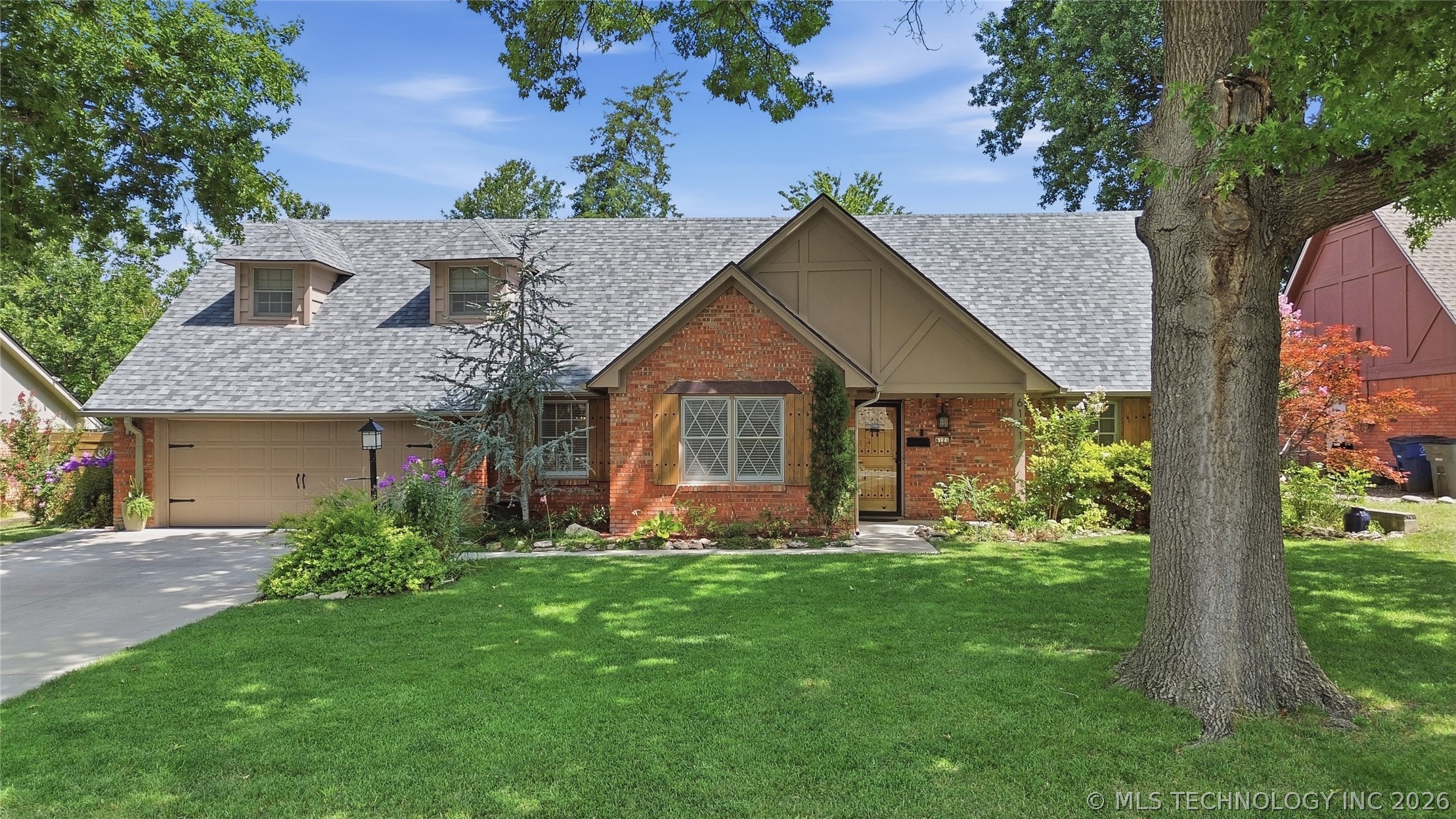 6121 E 52nd Place Tulsa OK 74135