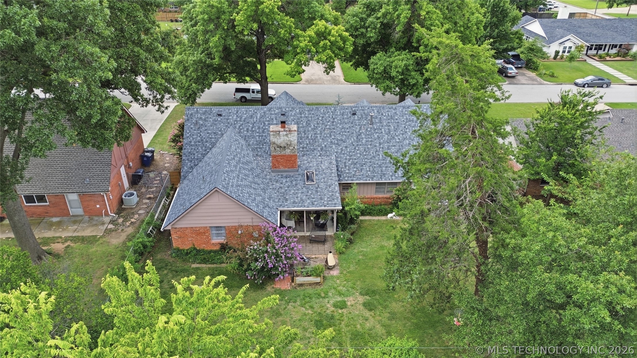 6121 E 52nd Place Tulsa OK 74135