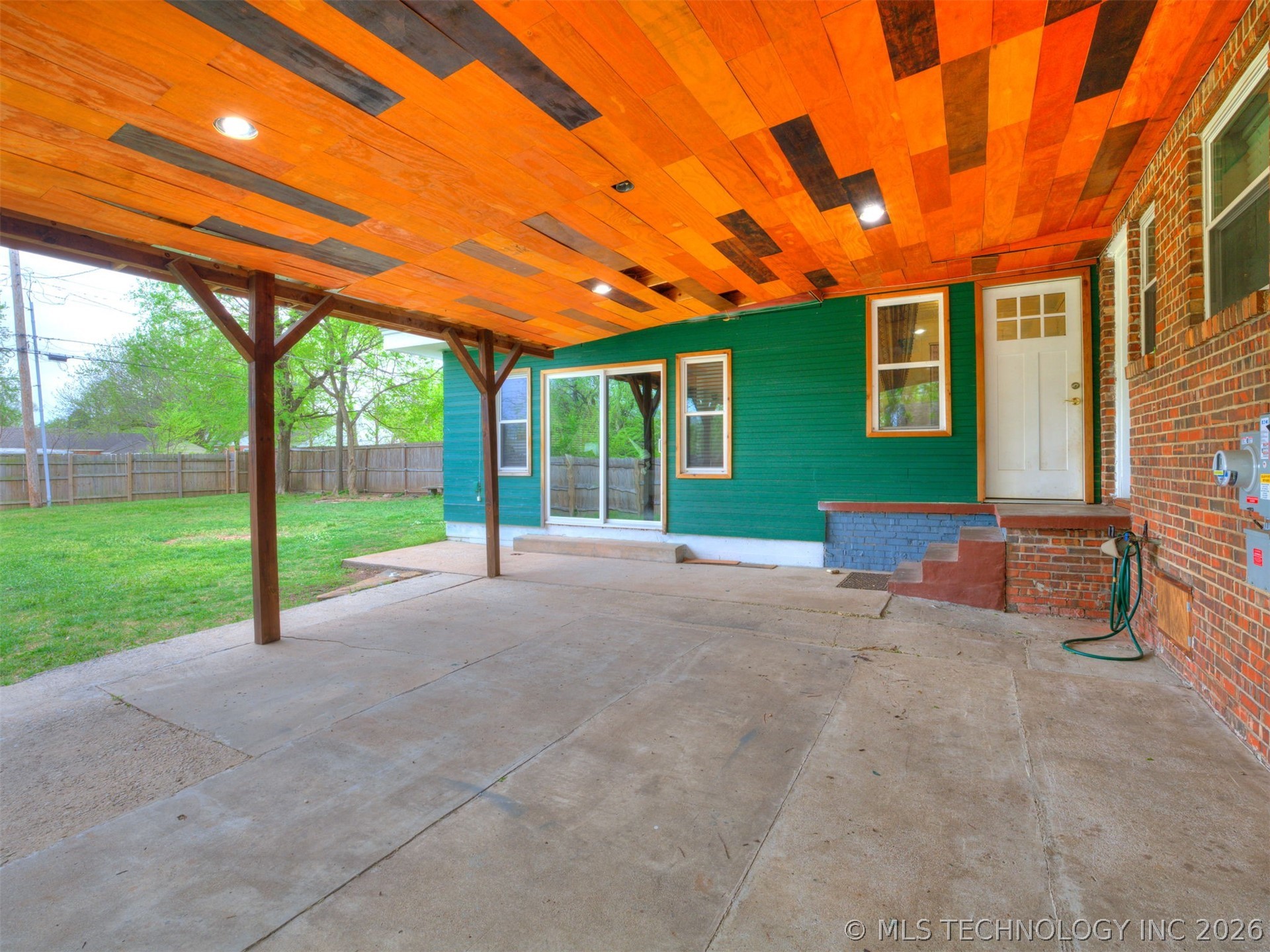 2724 E 1st Street Tulsa OK 74104