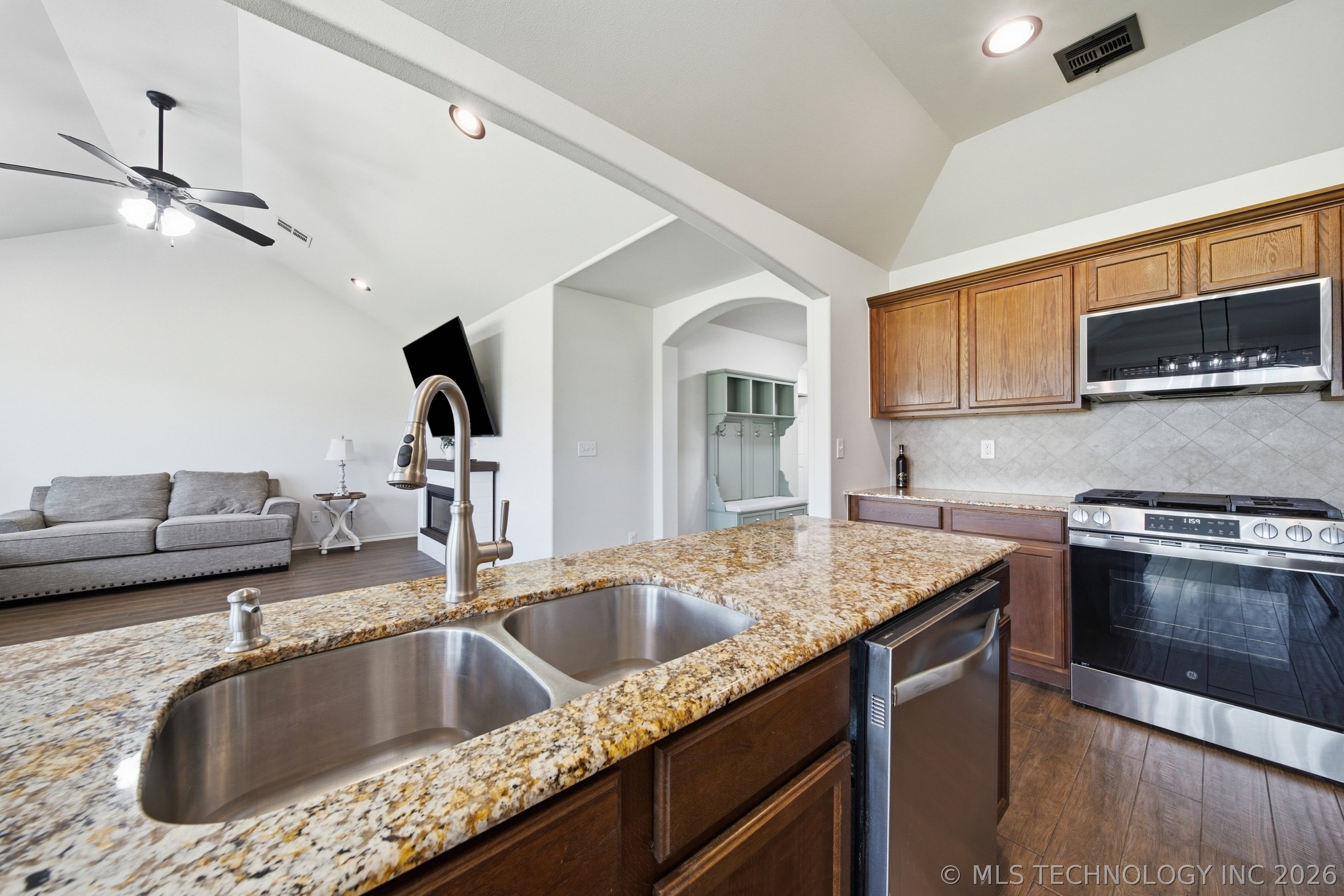 4102 S 181 Eastavenue Tulsa OK 74134