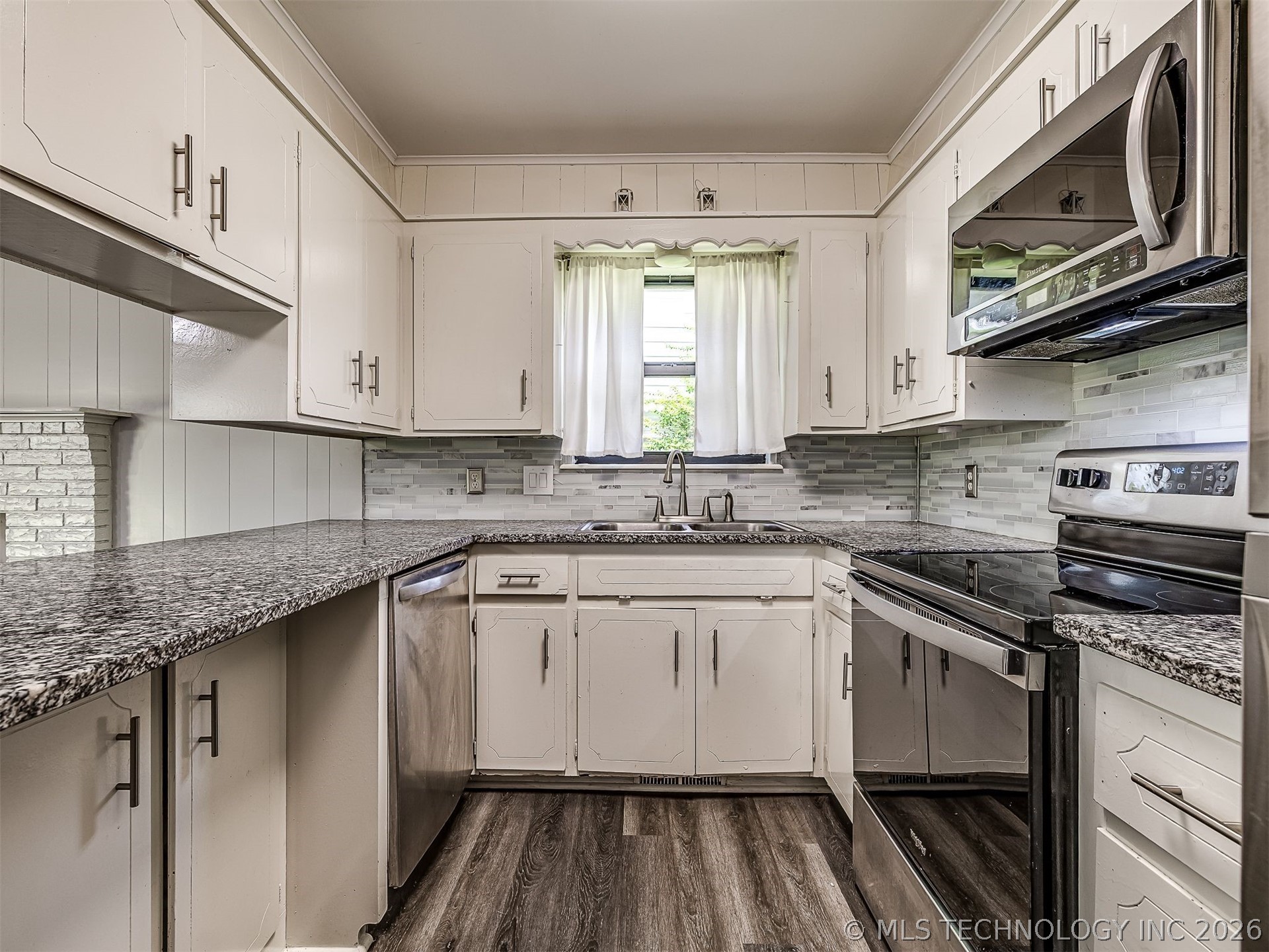 2314 S Hickory Avenue Broken Arrow OK 74012