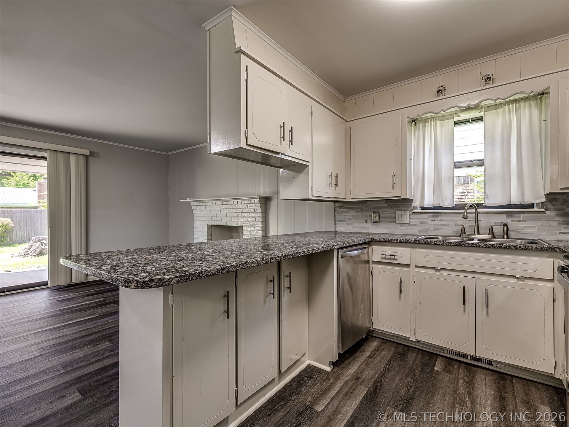 2314 S Hickory Avenue Broken Arrow OK 74012
