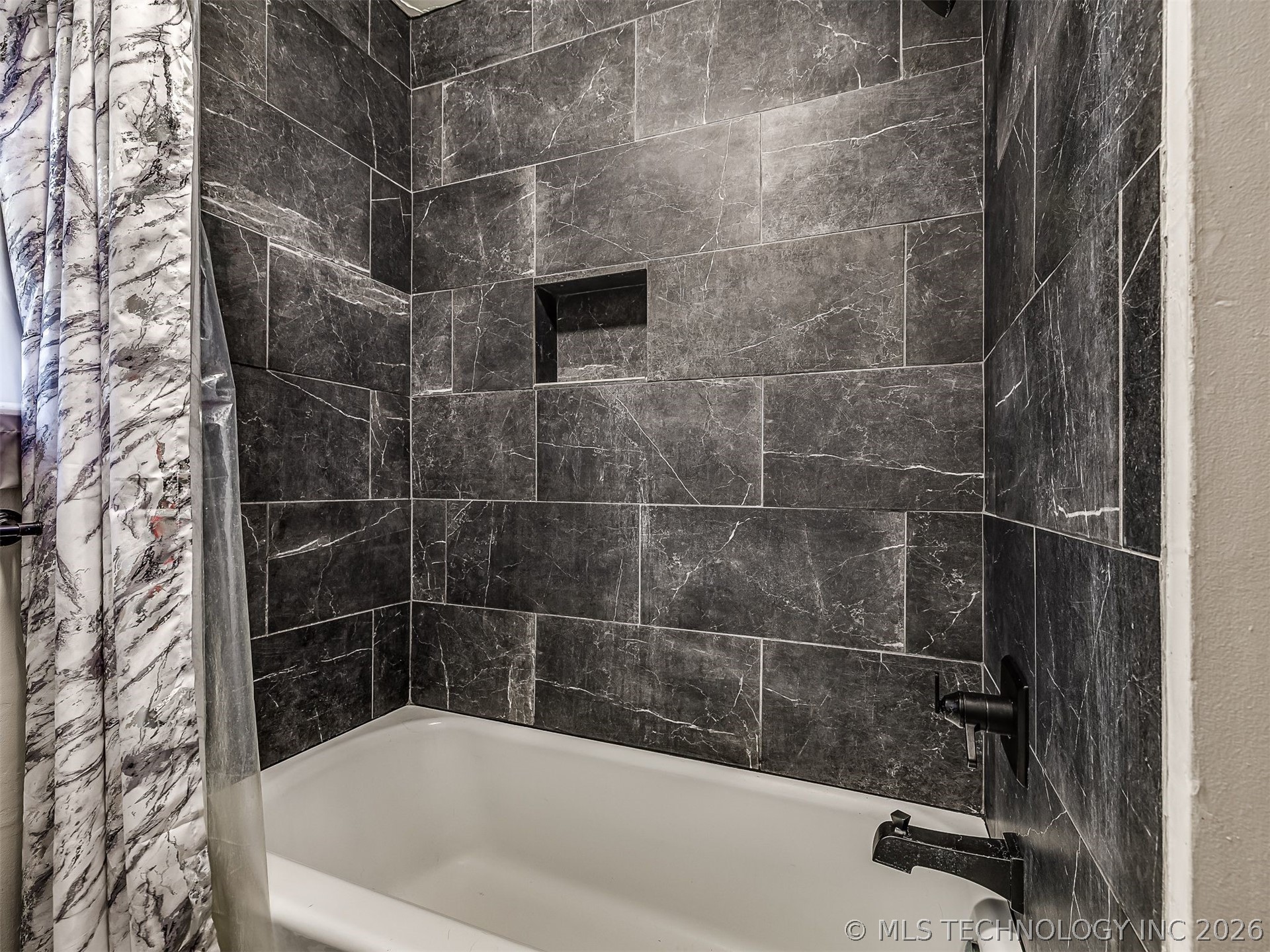 2314 S Hickory Avenue Broken Arrow OK 74012