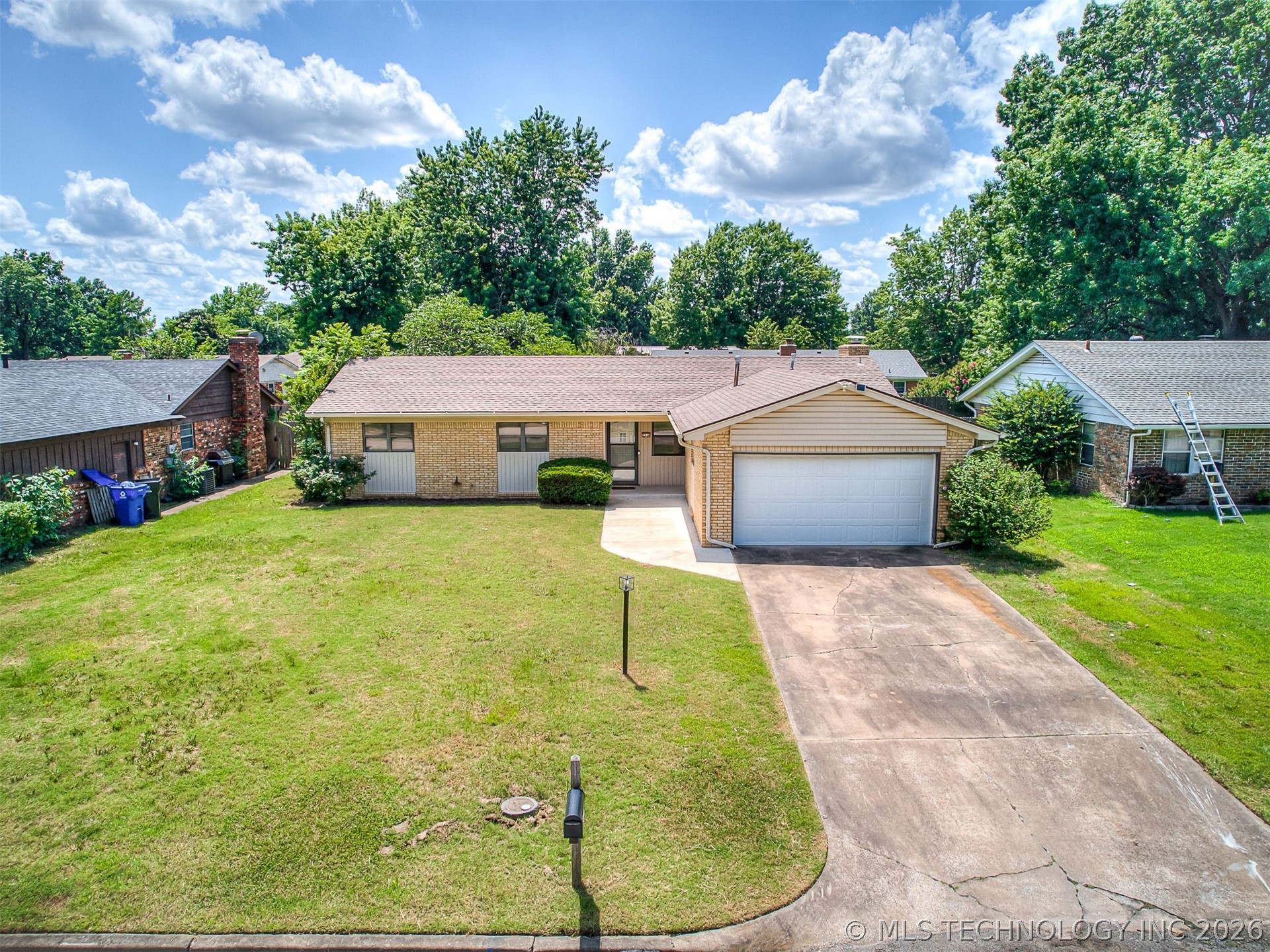 2314 S Hickory Avenue Broken Arrow OK 74012