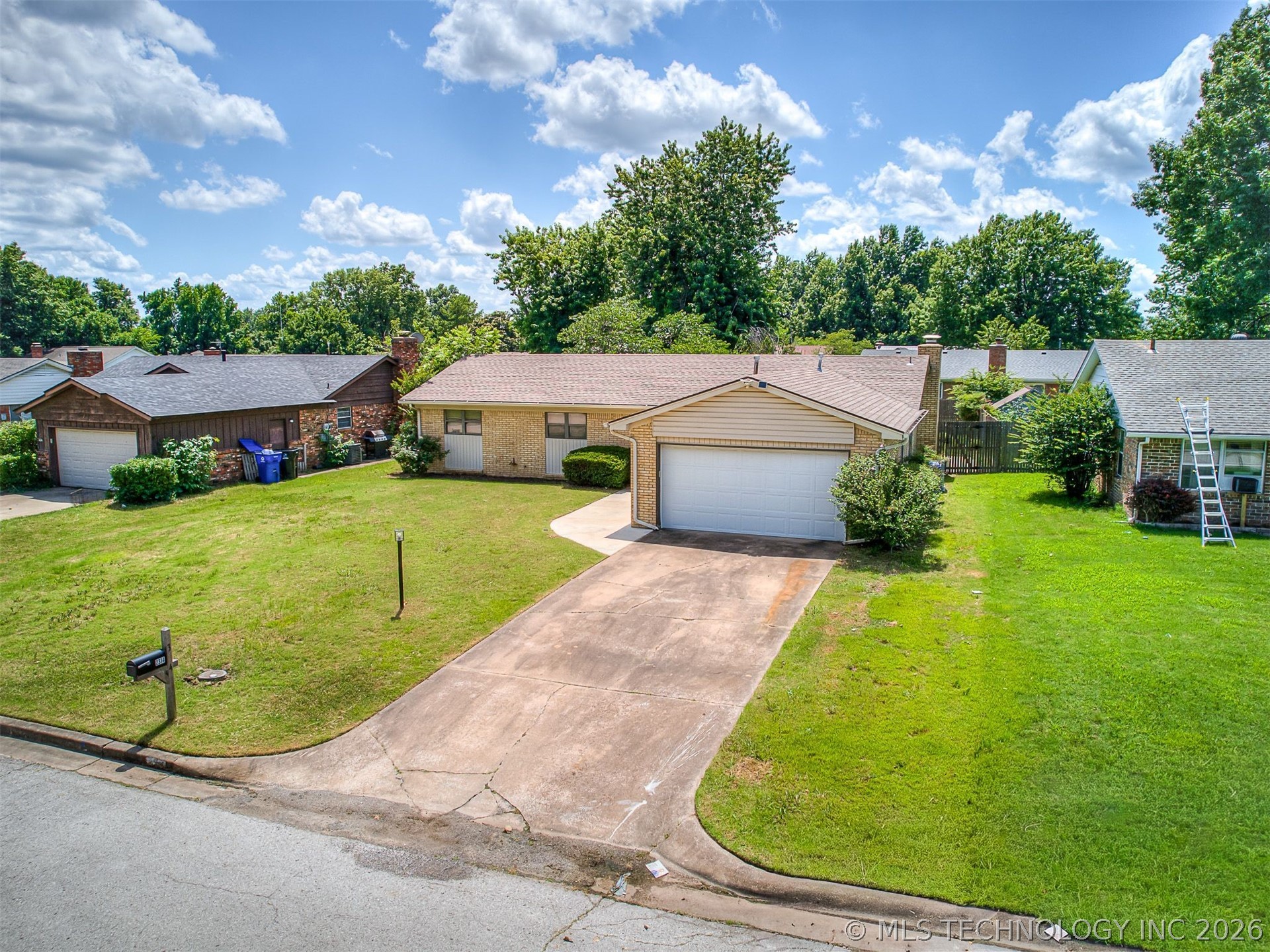2314 S Hickory Avenue Broken Arrow OK 74012