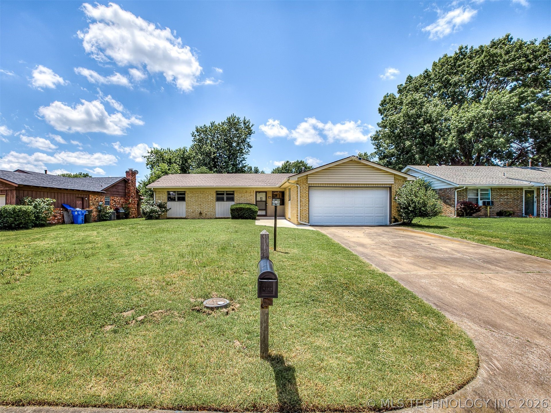 2314 S Hickory Avenue Broken Arrow OK 74012