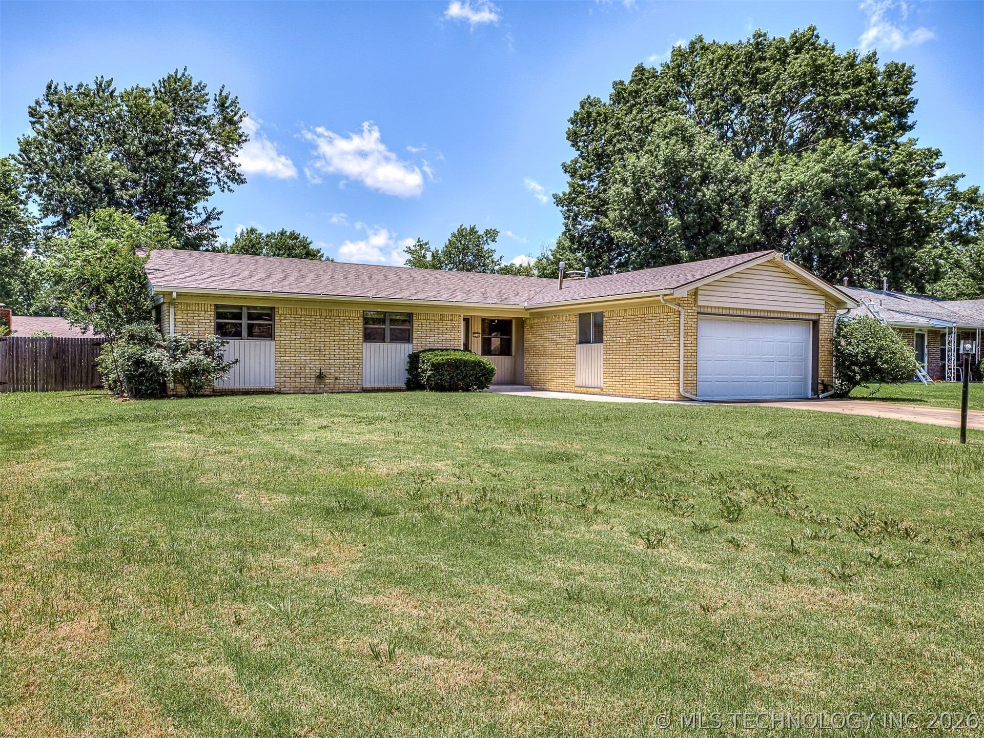 2314 S Hickory Avenue Broken Arrow OK 74012