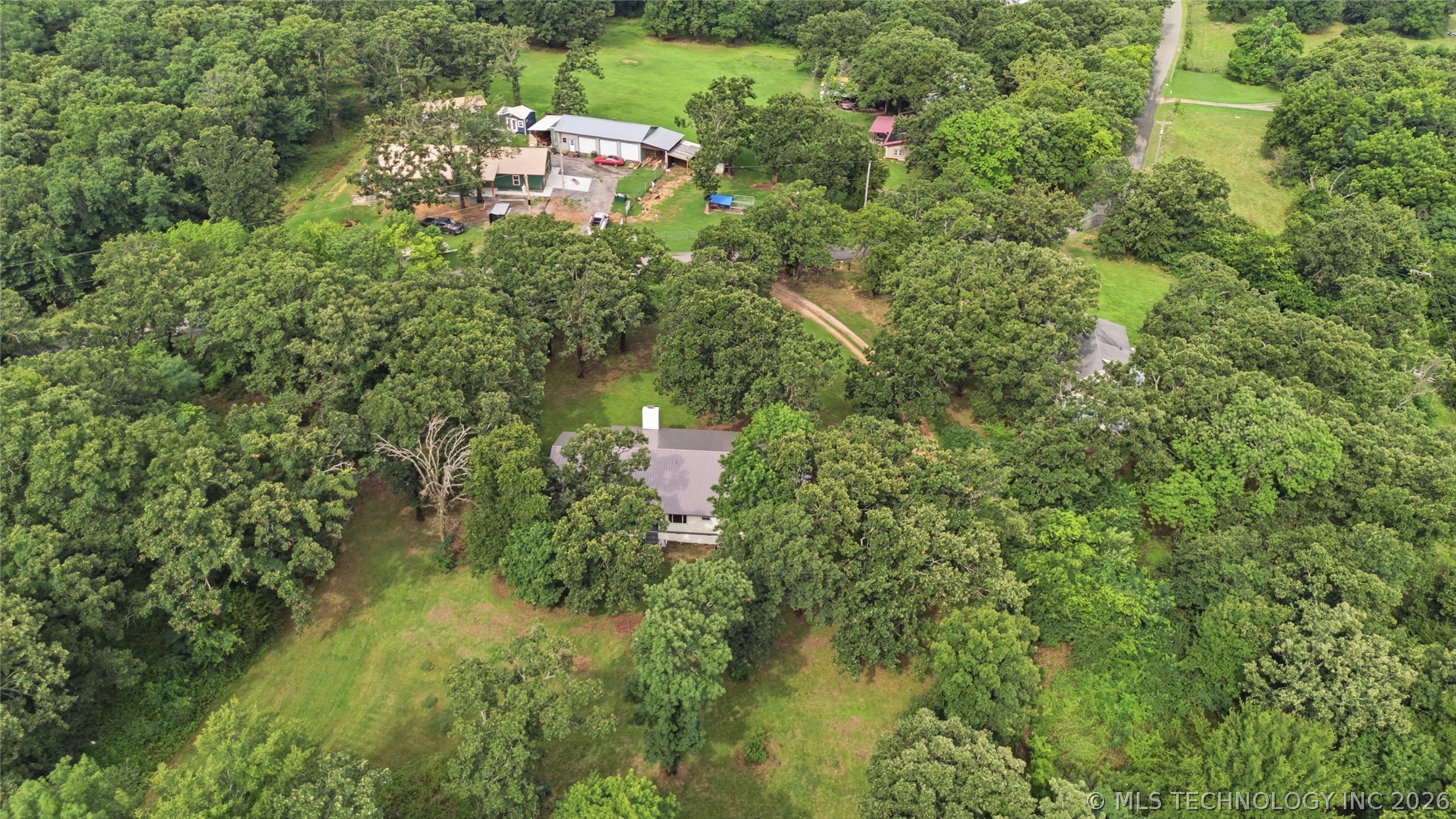 1575 E 565 Road Locust Grove OK 74352
