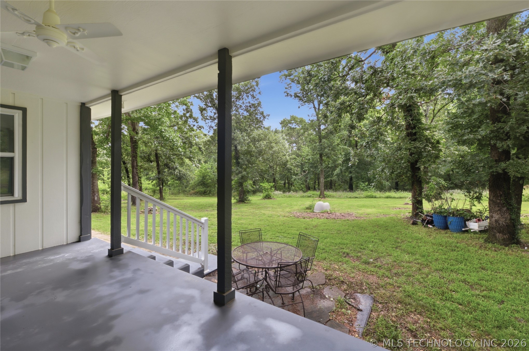 1575 E 565 Road Locust Grove OK 74352