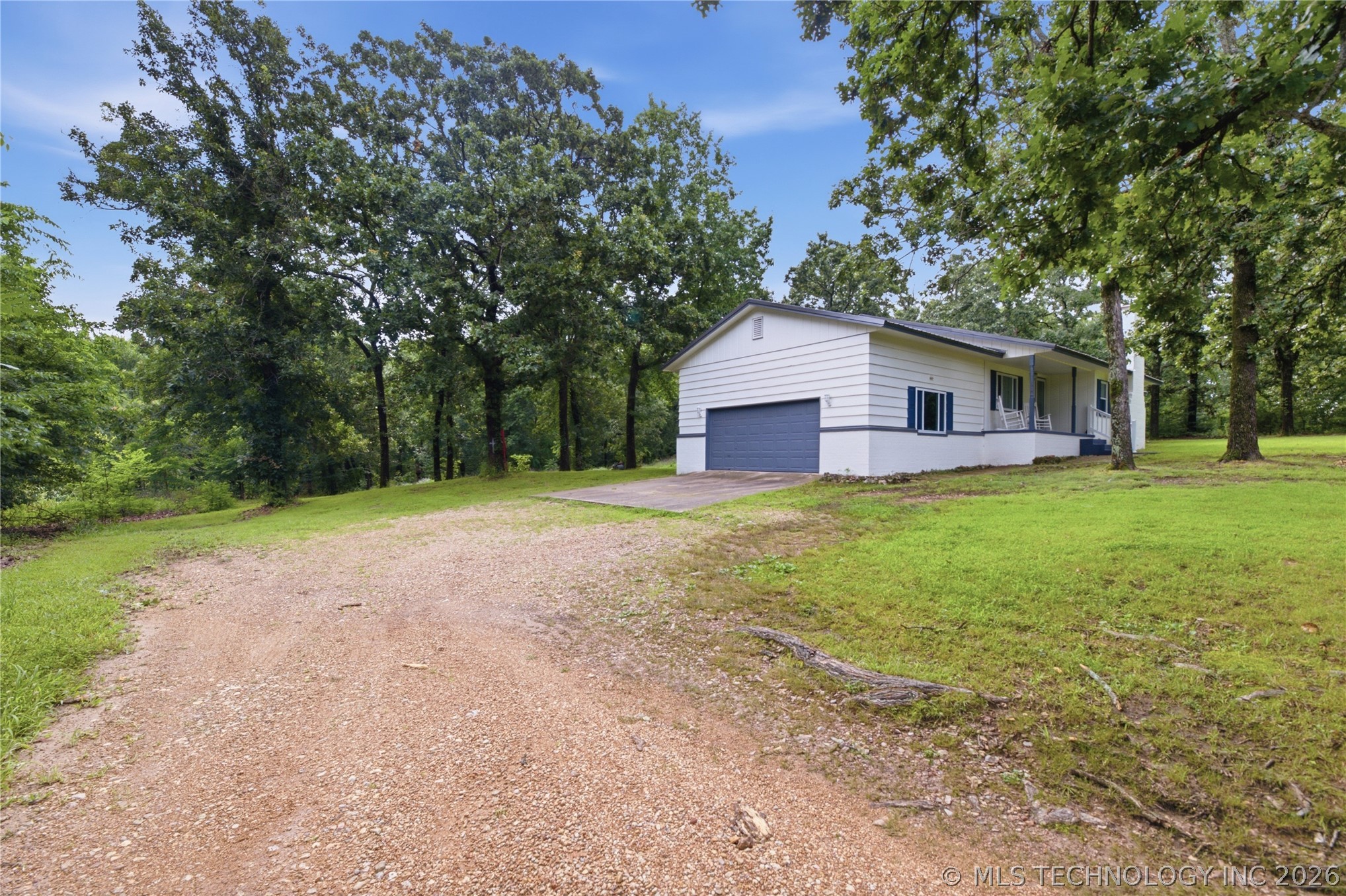 1575 E 565 Road Locust Grove OK 74352