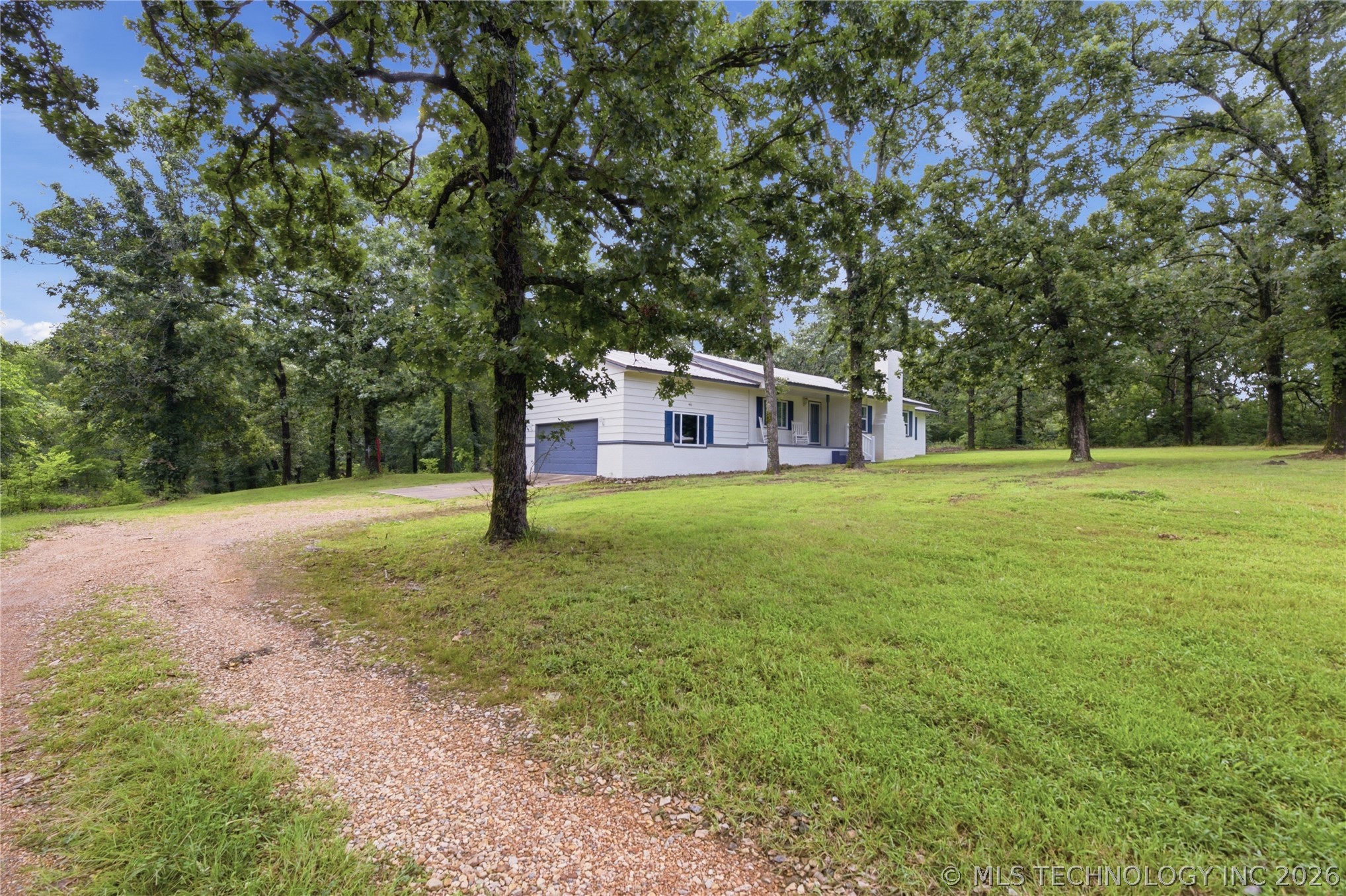 1575 E 565 Road Locust Grove OK 74352