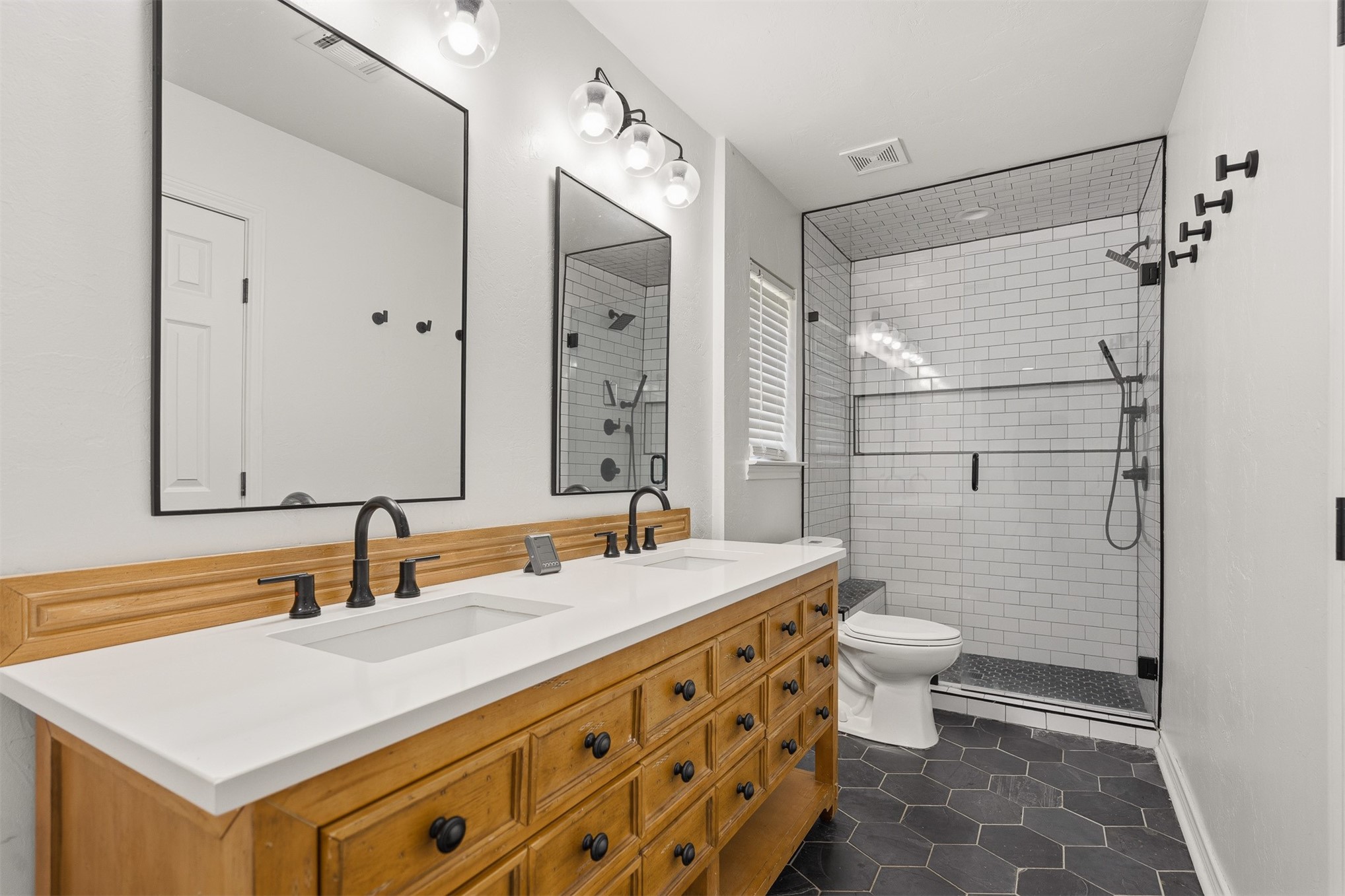 831 Barrons Ridge Wilson OK 73463