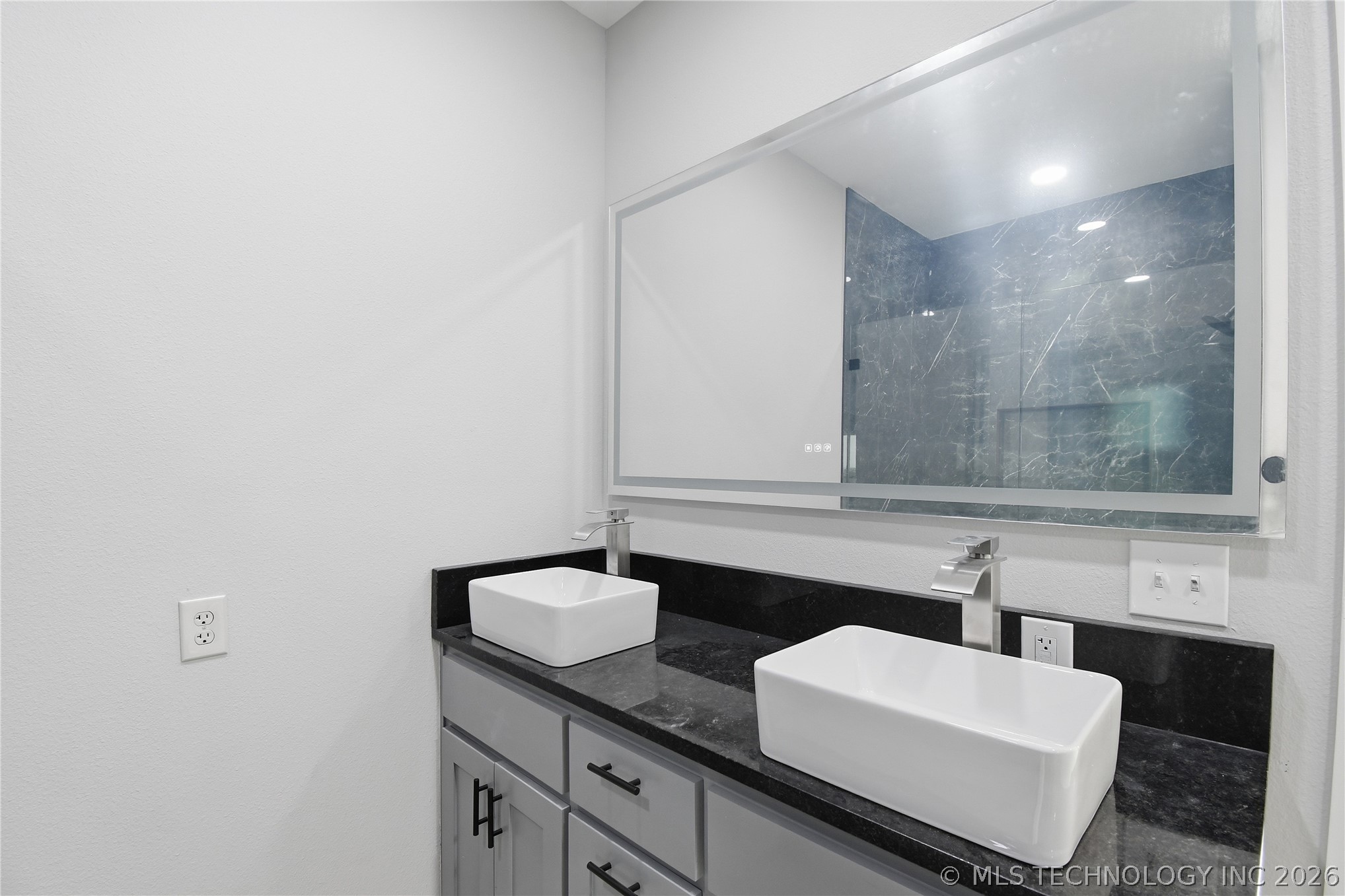 14255 S 4150 Road Claremore OK 74017