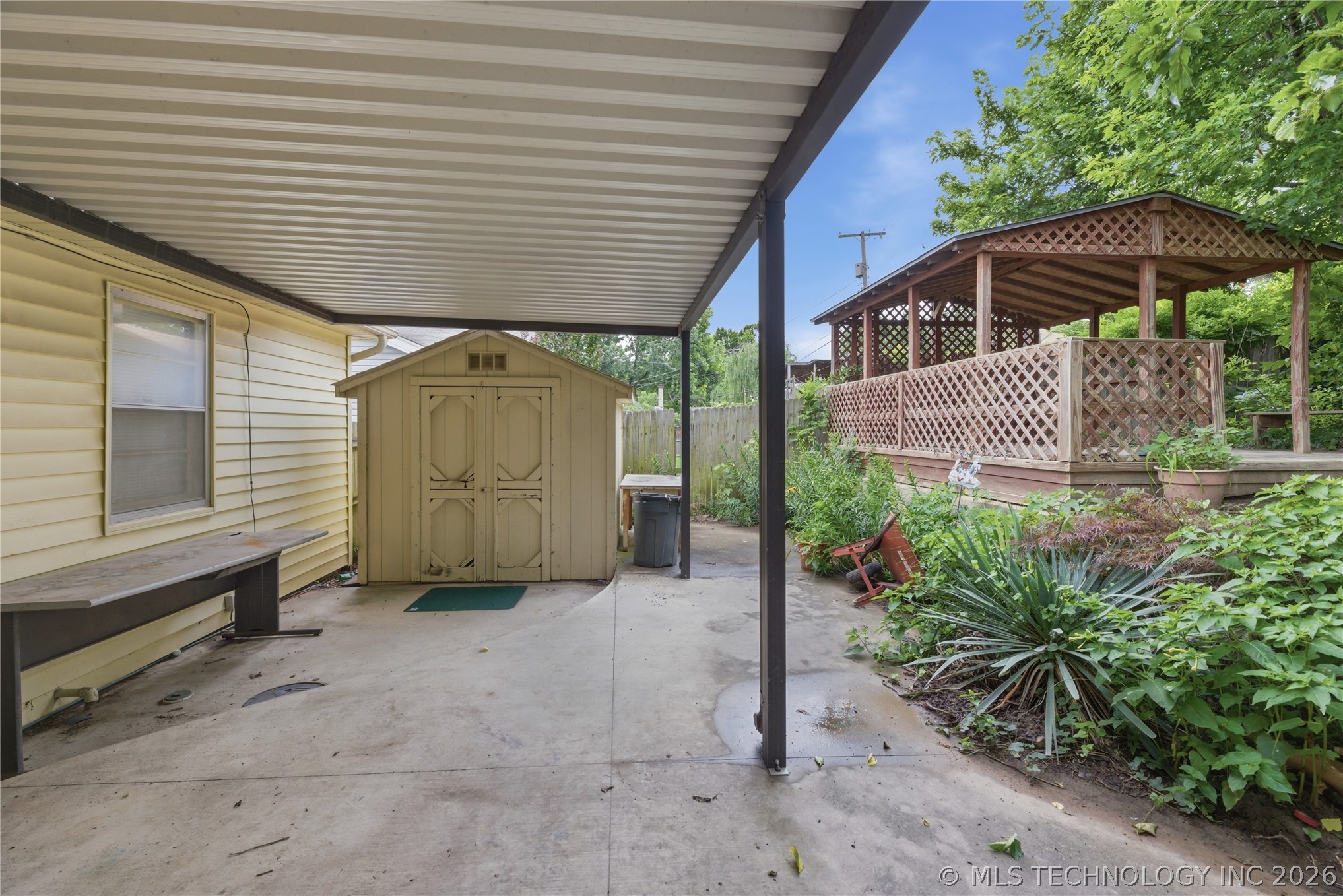 2412 S Hudson Place Tulsa OK 74114