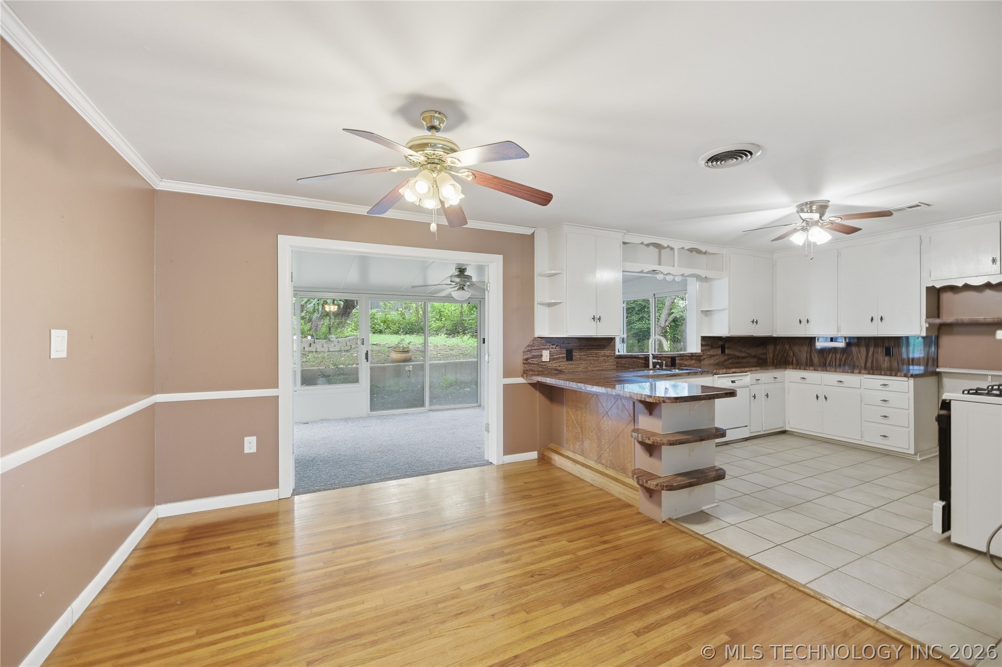 2412 S Hudson Place Tulsa OK 74114
