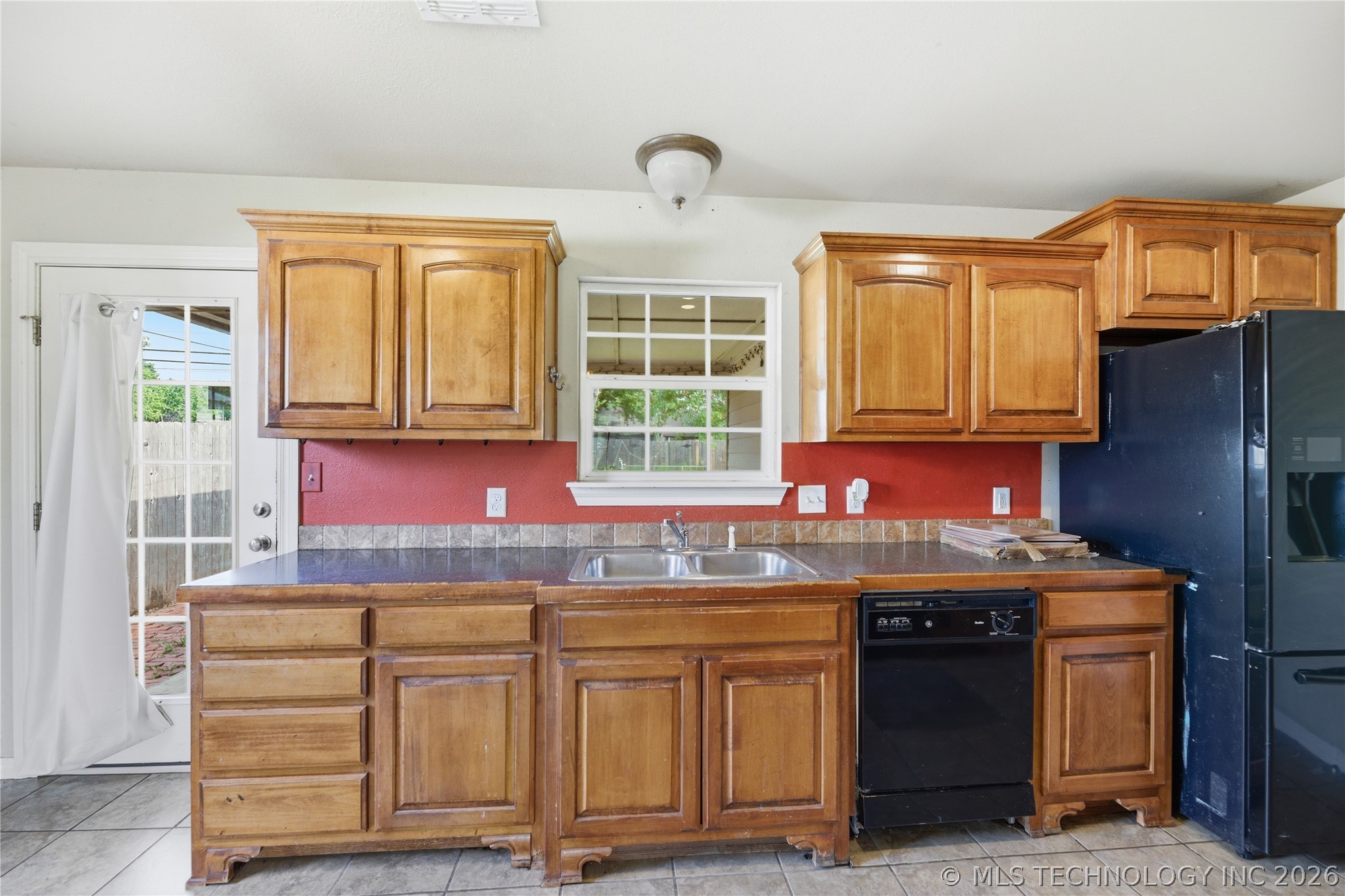 409 E Pine Street Skiatook OK 74070